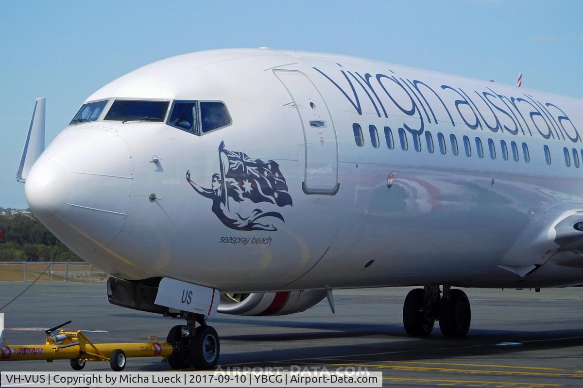 VH-VUS, 2009 Boeing 737-8FE C/N 36607, At Coolangatta