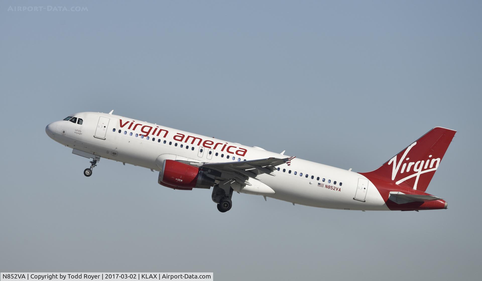 N852VA, 2012 Airbus A320-214 C/N 5004, Departing LAX