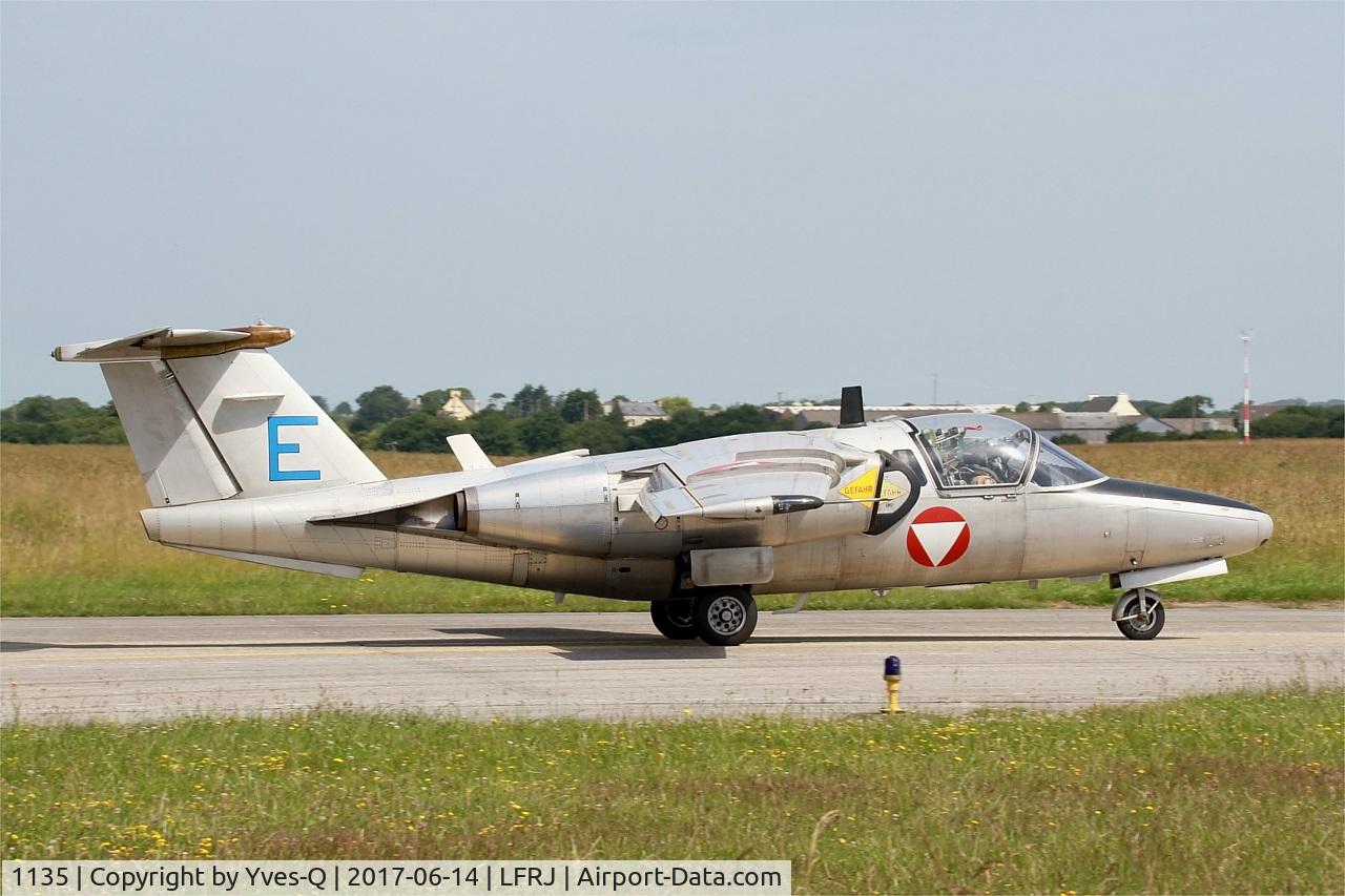 1135, Saab 105OE C/N 105435, Saab 105OE, Taxiing to flight line, Landivisiau Naval Air Base (LFRJ) Tiger Meet 2017