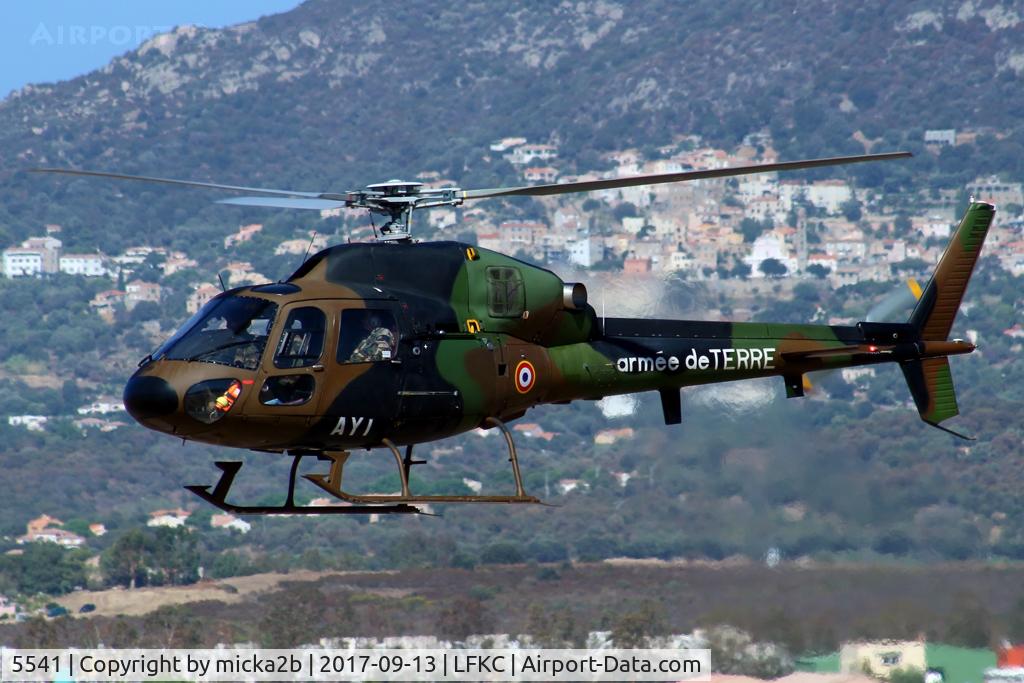 5541, Aerospatiale AS-555UN Fennec C/N 5541, In flight