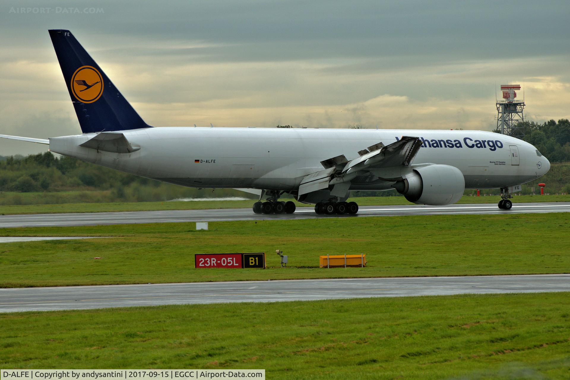 D-ALFE, 2015 Boeing 777-FBT C/N 41678, just landed on runway [23R] at man egcc uk.