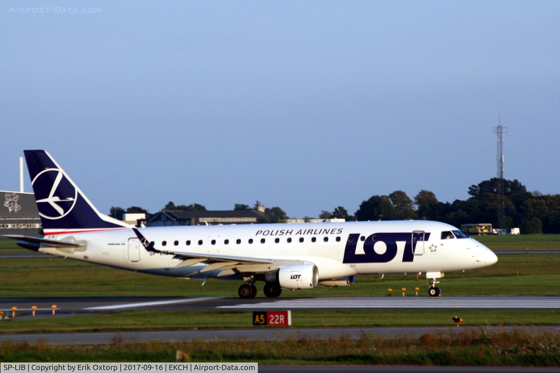 SP-LIB, 2006 Embraer 175STD (ERJ-170-200STD) C/N 17000132, SP-LIB taking off rw 22R