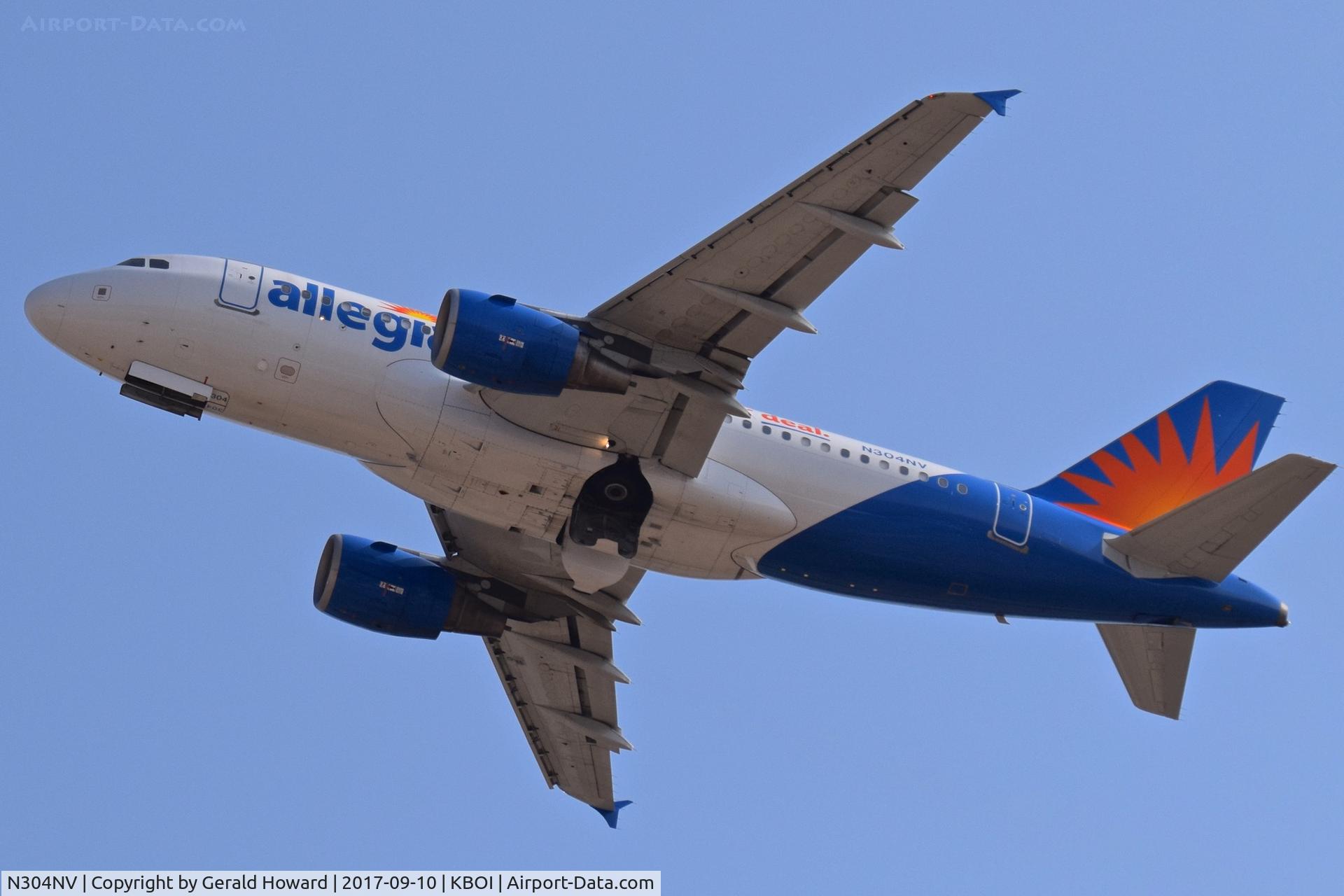 N304NV, 2004 Airbus A319-111 C/N 2265, Departing RWY 28L.