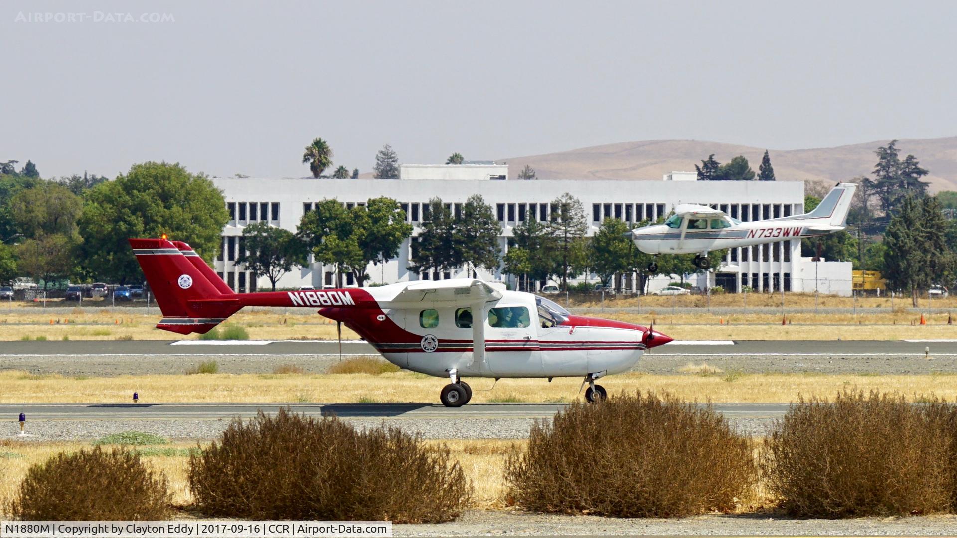 N1880M, 1973 Cessna 337G Super Skymaster C/N 33701480, Buchanan Field Concord California. 2017.