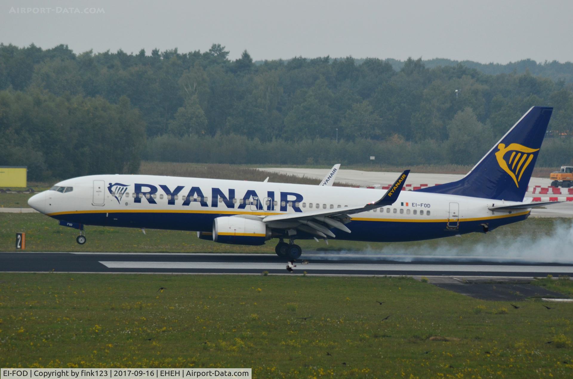 EI-FOD, 2016 Boeing 737-8AS C/N 44715, RYANAIR LANDING