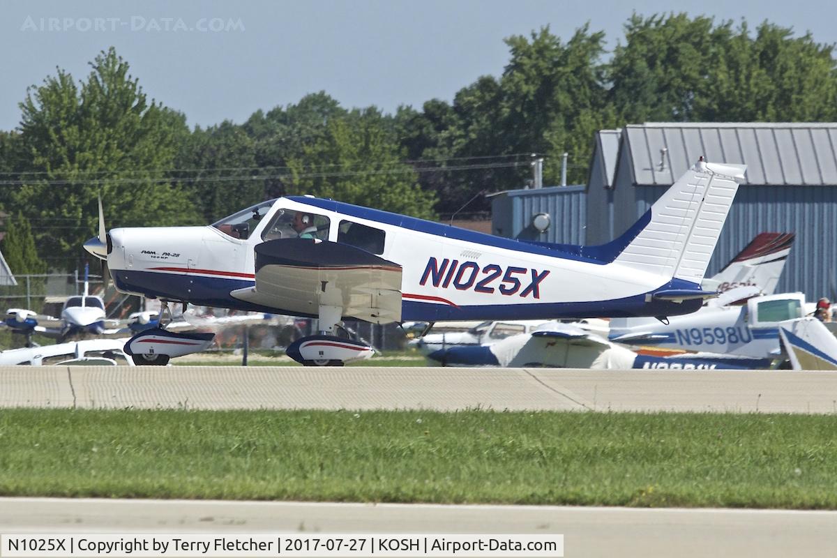 N1025X, 1975 Piper PA-28-140 Cherokee C/N 28-7525261, At 2017 EAA AirVenture at Oshkosh