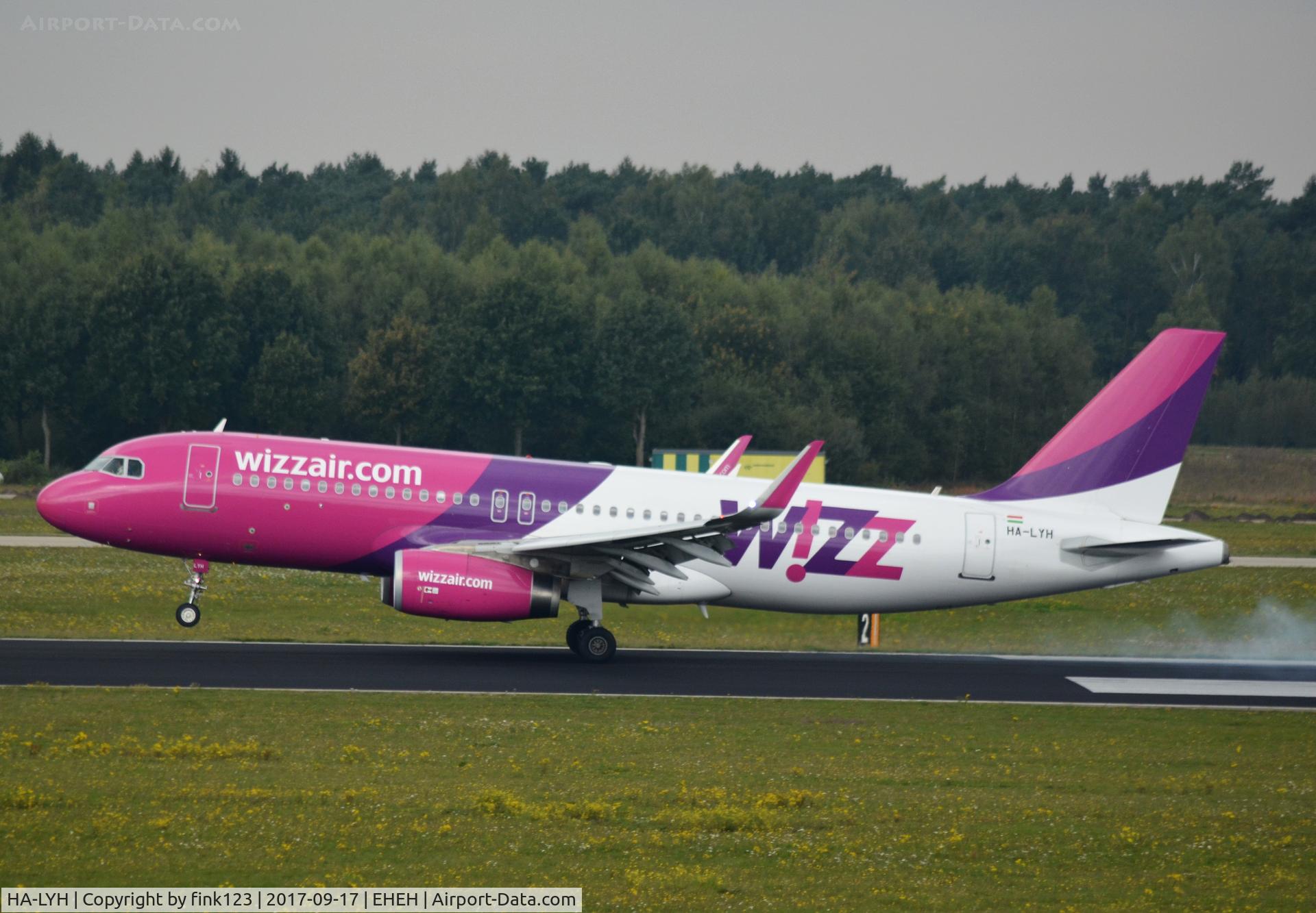 HA-LYH, 2014 Airbus A320-232 C/N 6235, WIZZAIR A320