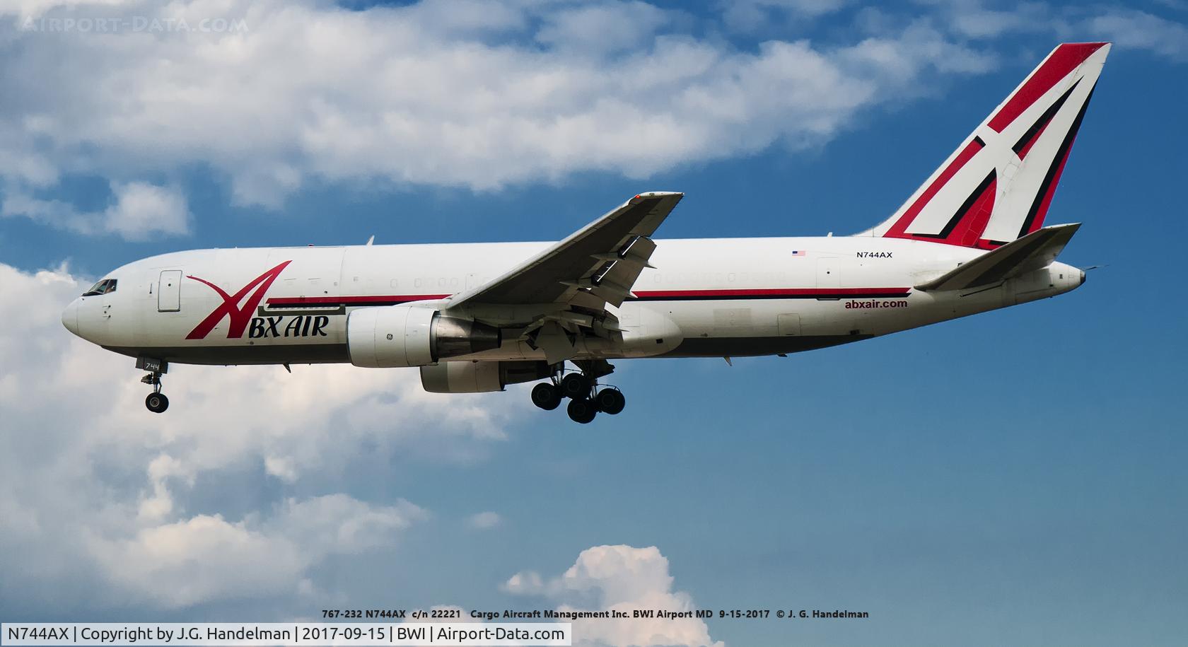 N744AX, 1983 Boeing 767-232 C/N 22221, On final to 33L.