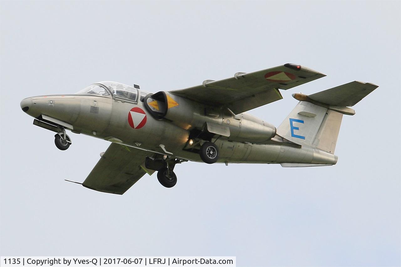1135, Saab 105OE C/N 105435, Saab 105OE, Short approach rwy 26, Landivisiau Naval Air Base (LFRJ) Tiger Meet 2017