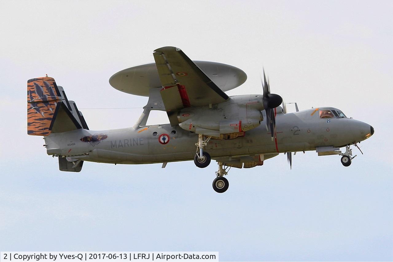 2, Grumman E-2C Hawkeye 2000 (G-123) C/N FR-2, Grumman E-2C Hawkeye, Short approach rwy 08, Landivisiau Naval Air Base (LFRJ) Tiger Meet 2017
