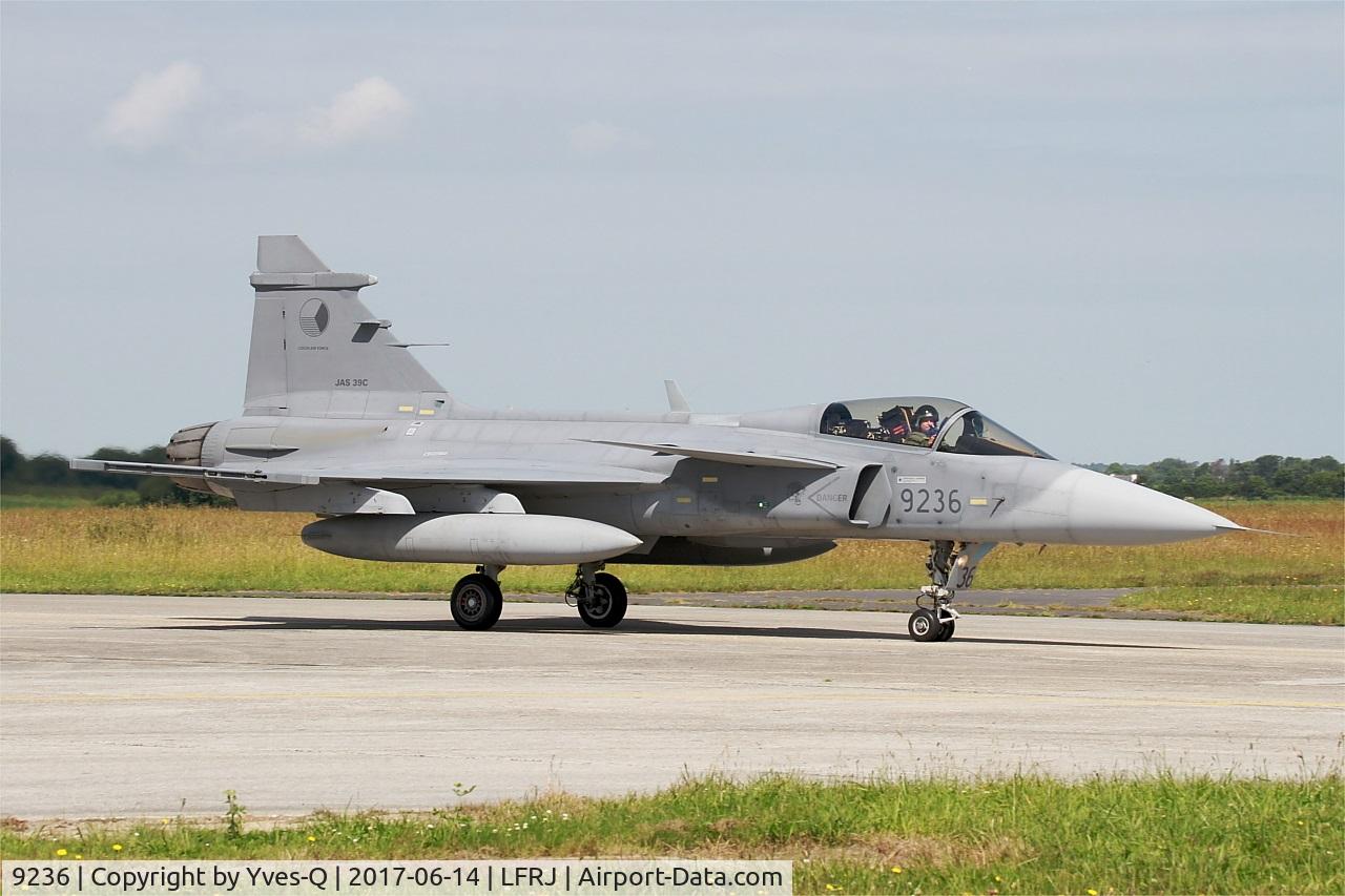 9236, Saab JAS-39C Gripen C/N 39236, Saab JAS-39C Gripen, Taxiing to flight line, Landivisiau Naval Air Base (LFRJ) Tiger Meet 2017
