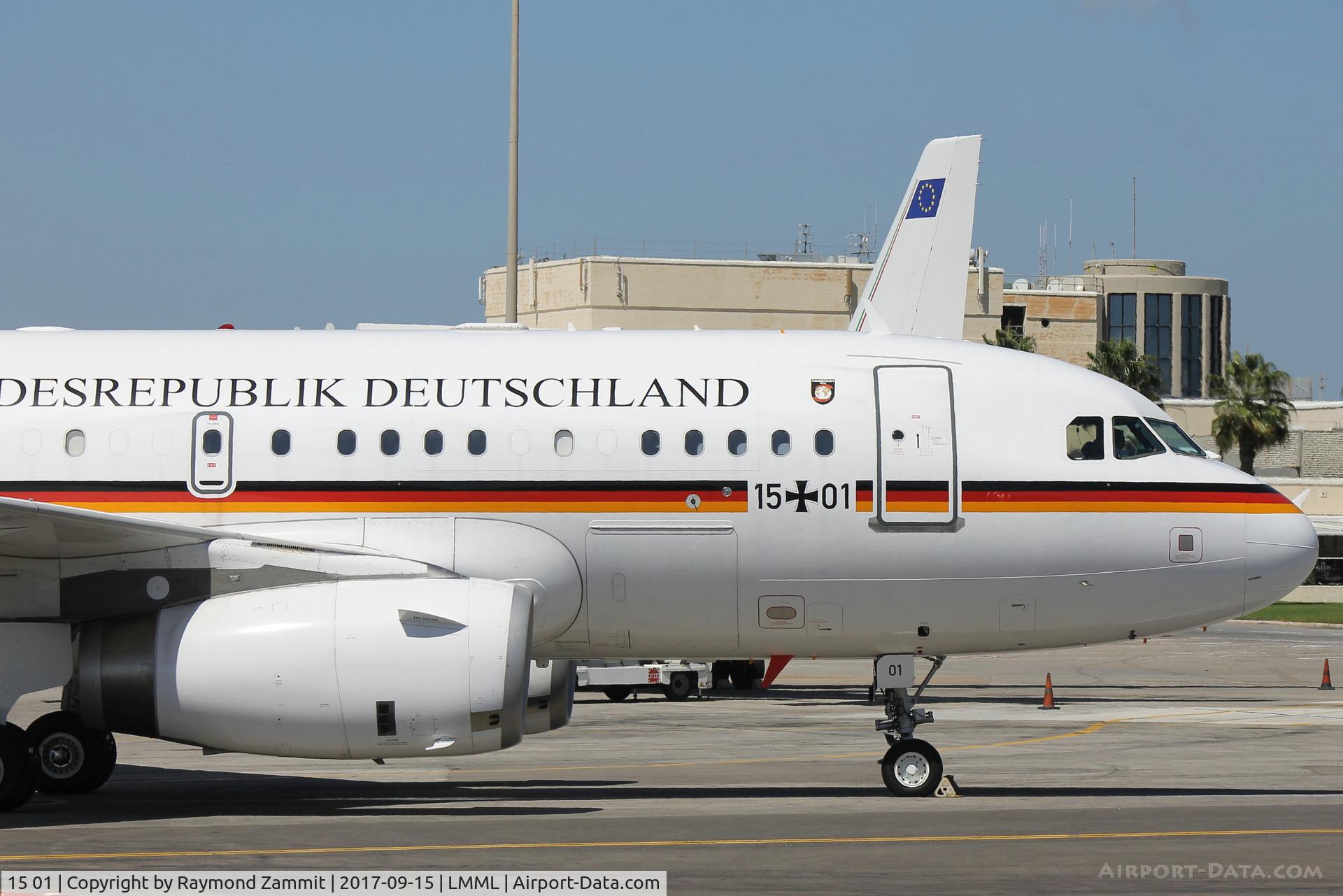15 01, 2009 Airbus ACJ319 (A319-133/CJ) C/N 3897, ACJ319(A319) 15+01 German Air Force