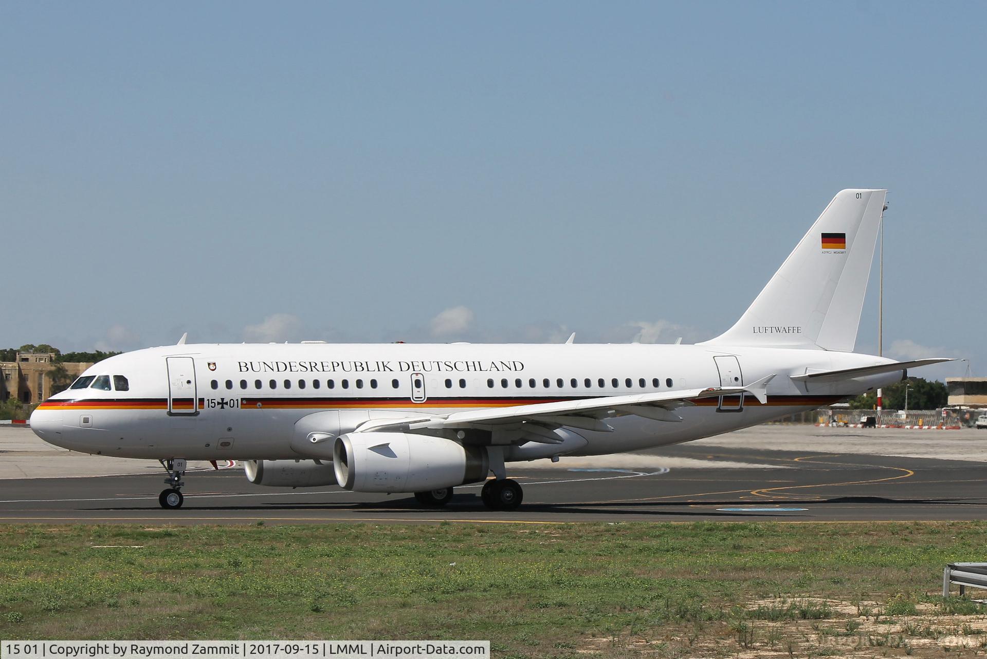 15 01, 2009 Airbus ACJ319 (A319-133/CJ) C/N 3897, ACJ319 (A319) 15+01 German Air Force