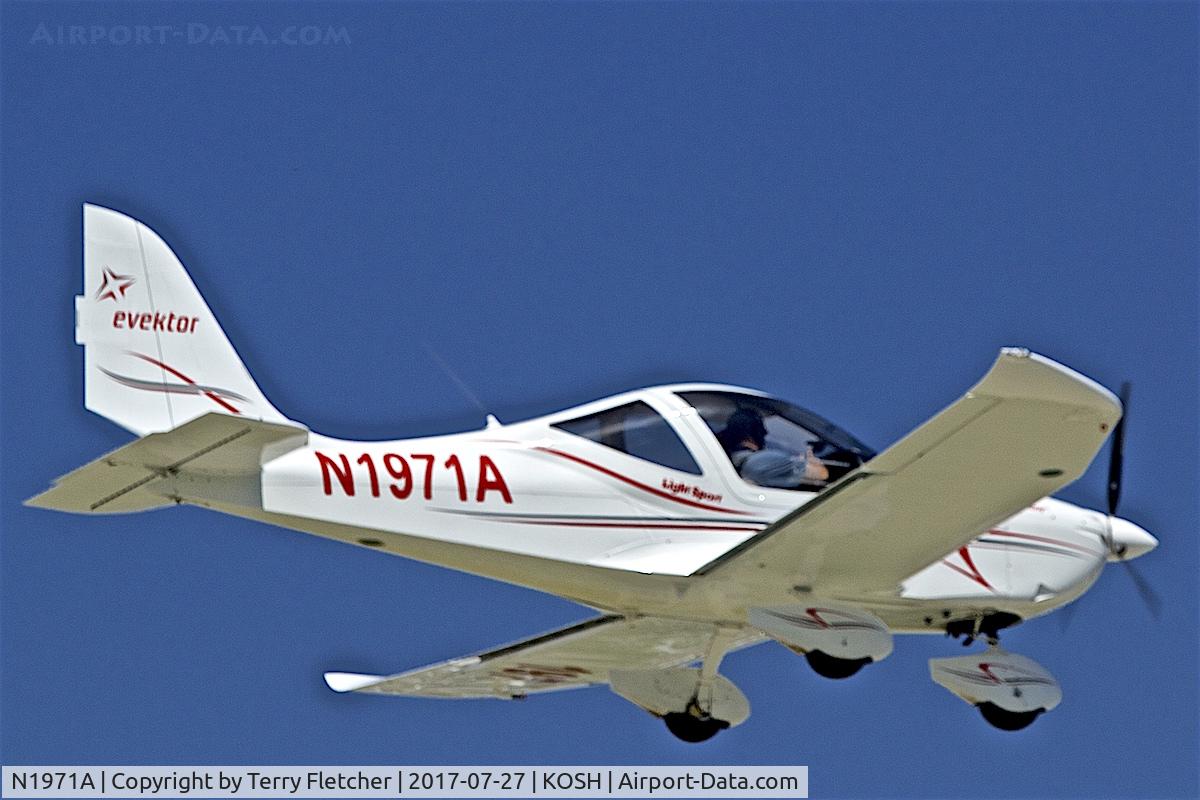 N1971A, 2014 Evektor-Aerotechnik Harmony LSA C/N 2014-1703, At 2017 EAA AirVenture at Oshkosh