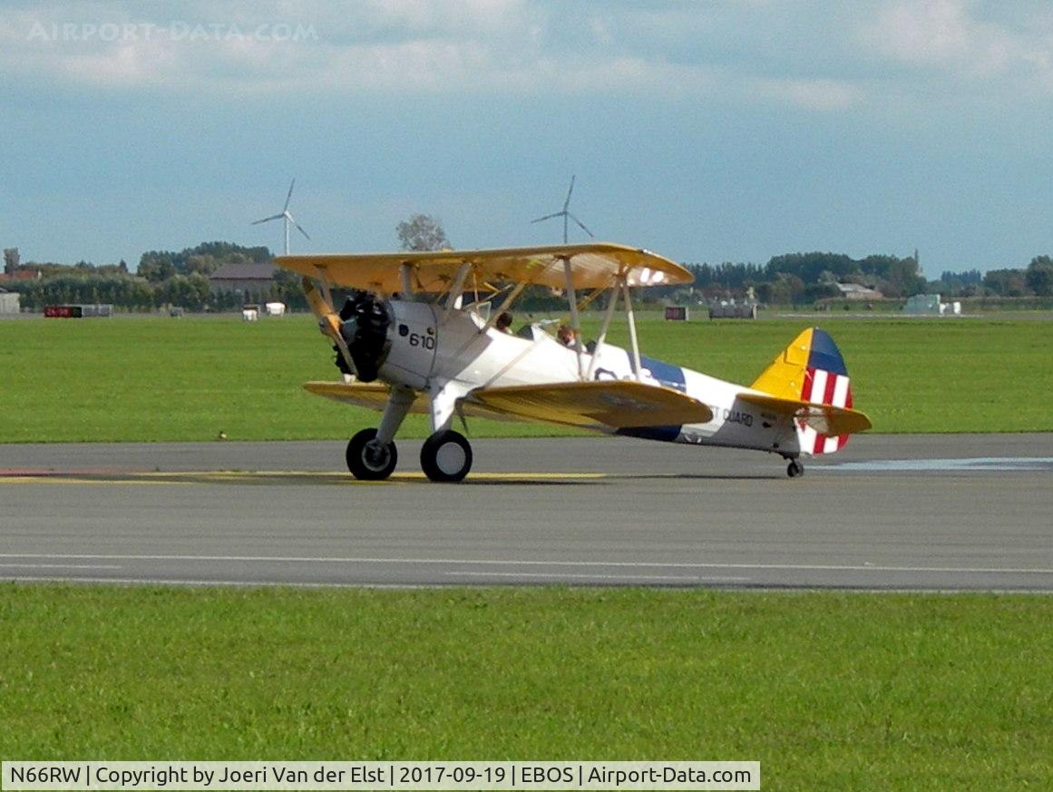 N66RW, 1941 Boeing A75N1(PT17) C/N 752016, Preparing for a flight