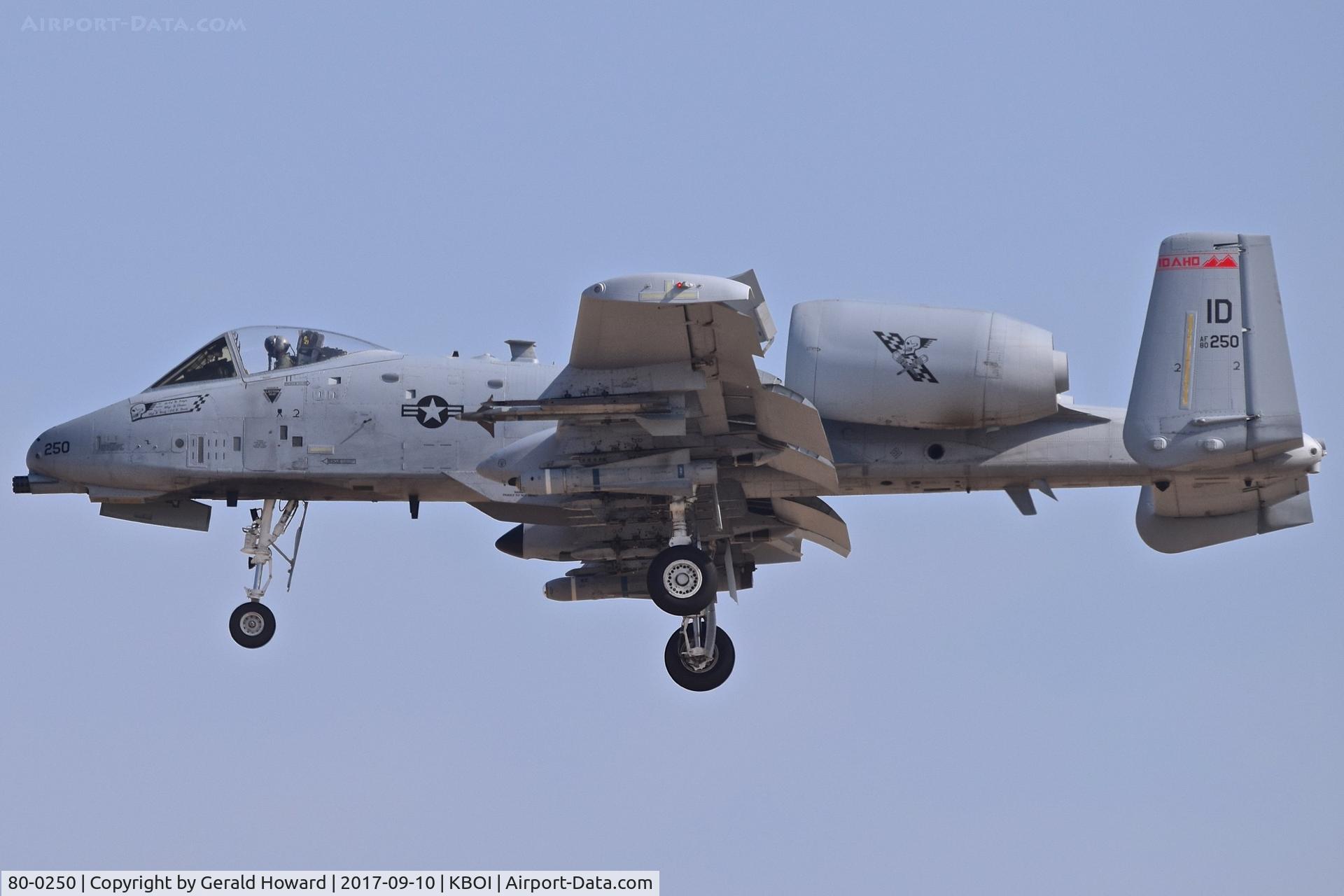 80-0250, 1980 Fairchild Republic A-10C Thunderbolt II C/N A10-0600, Landing RWY 28L.  190th Fighter Sq., 124th Fighter Wing, Idaho ANG.