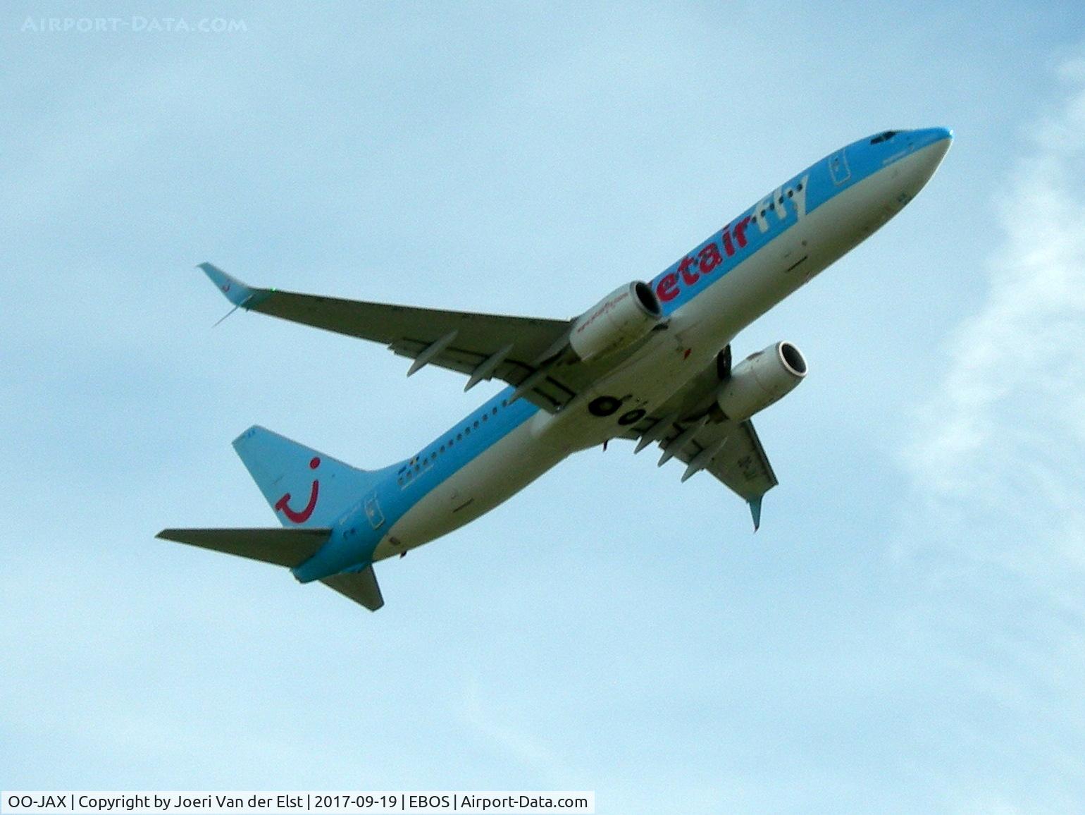 OO-JAX, 2010 Boeing 737-8K5 C/N 37238, Shortly after take-off rwy 26