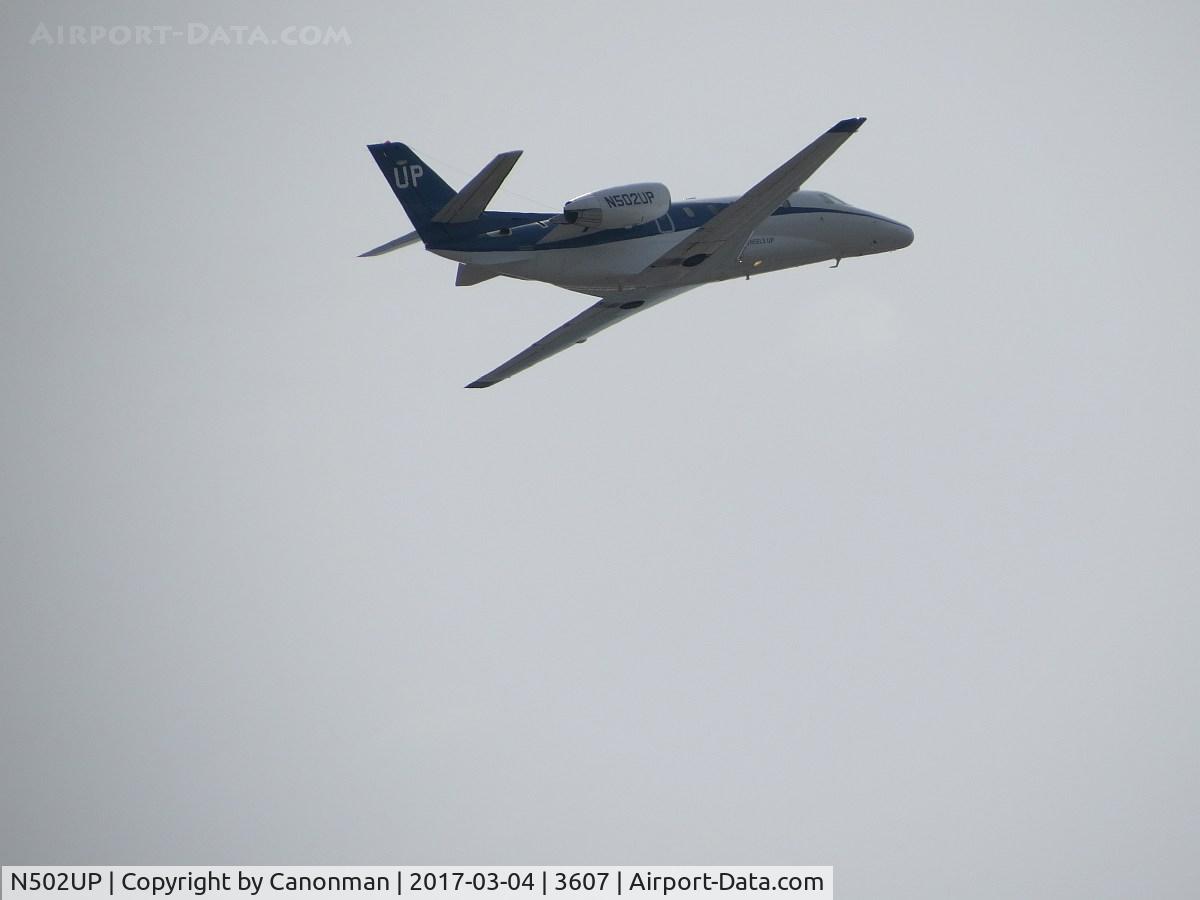N502UP, 2003 Cessna 560XL Citation Excel C/N 560-5310, Gear stored & climbing