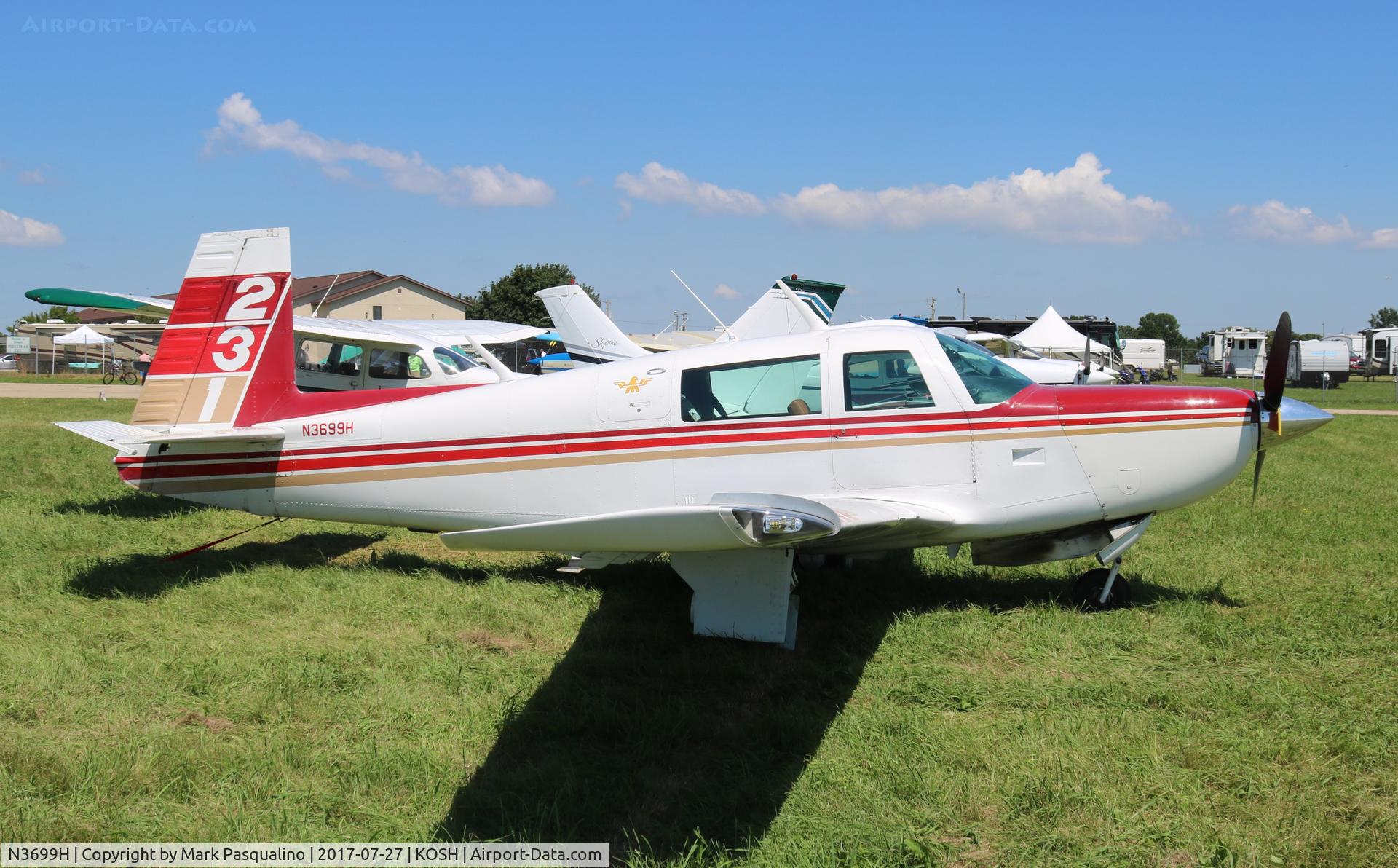 N3699H, 1980 Mooney M20K C/N 25-0476, Mooney M20K