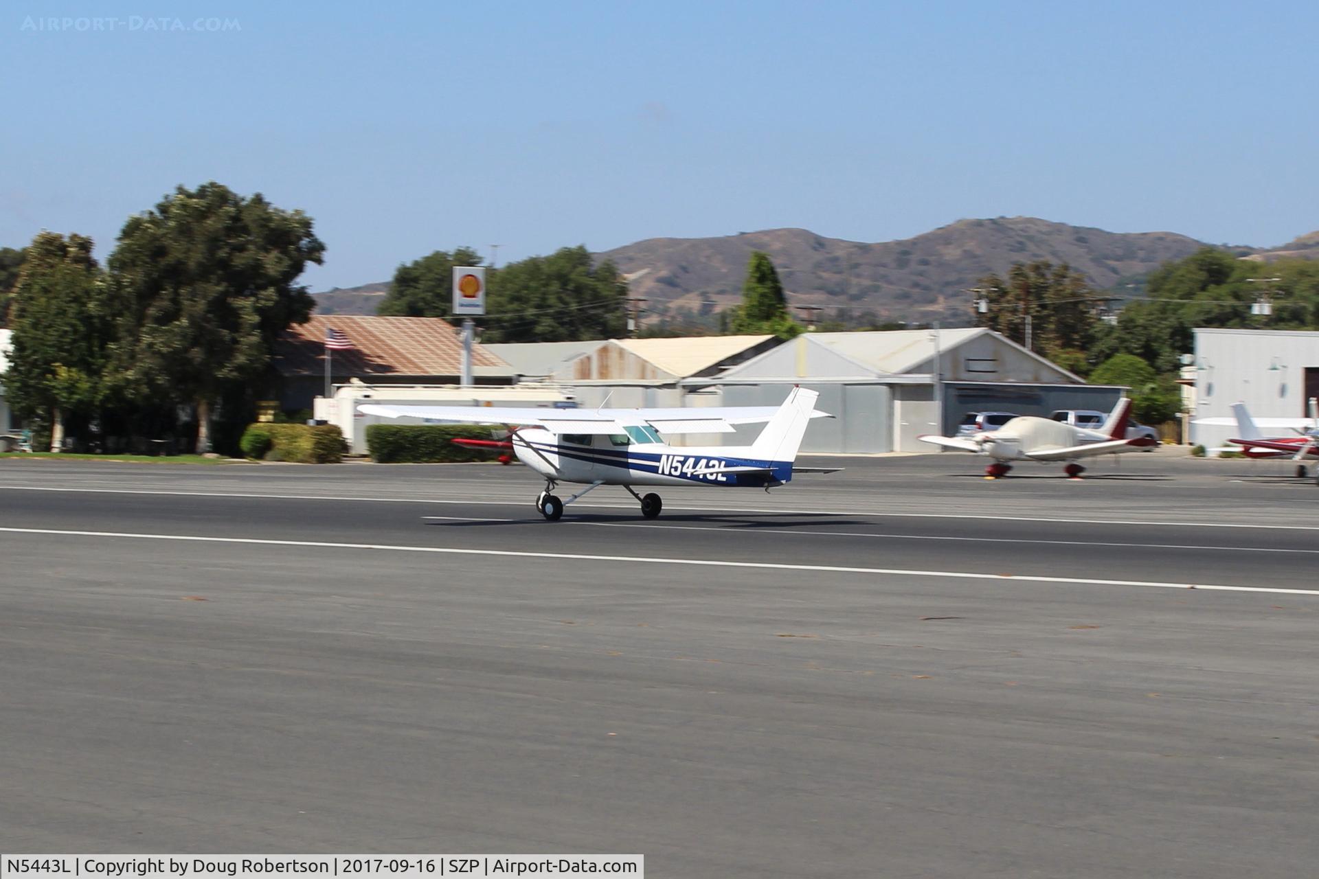 N5443L, 1980 Cessna 152 C/N 15284315, 1980 Cessna 152, Lycoming O-235 115 Hp, landing roll Rwy 22