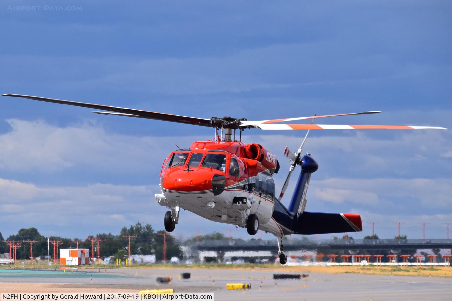 N2FH, 1986 Sikorsky S-70C C/N 701029, Hovering before departure.