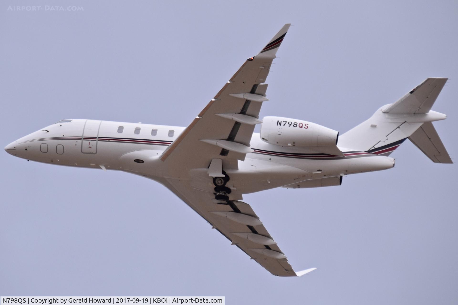 N798QS, 2016 Bombardier Challenger 350 (BD-100-1A10) C/N 20655, Departing RWY 28L.