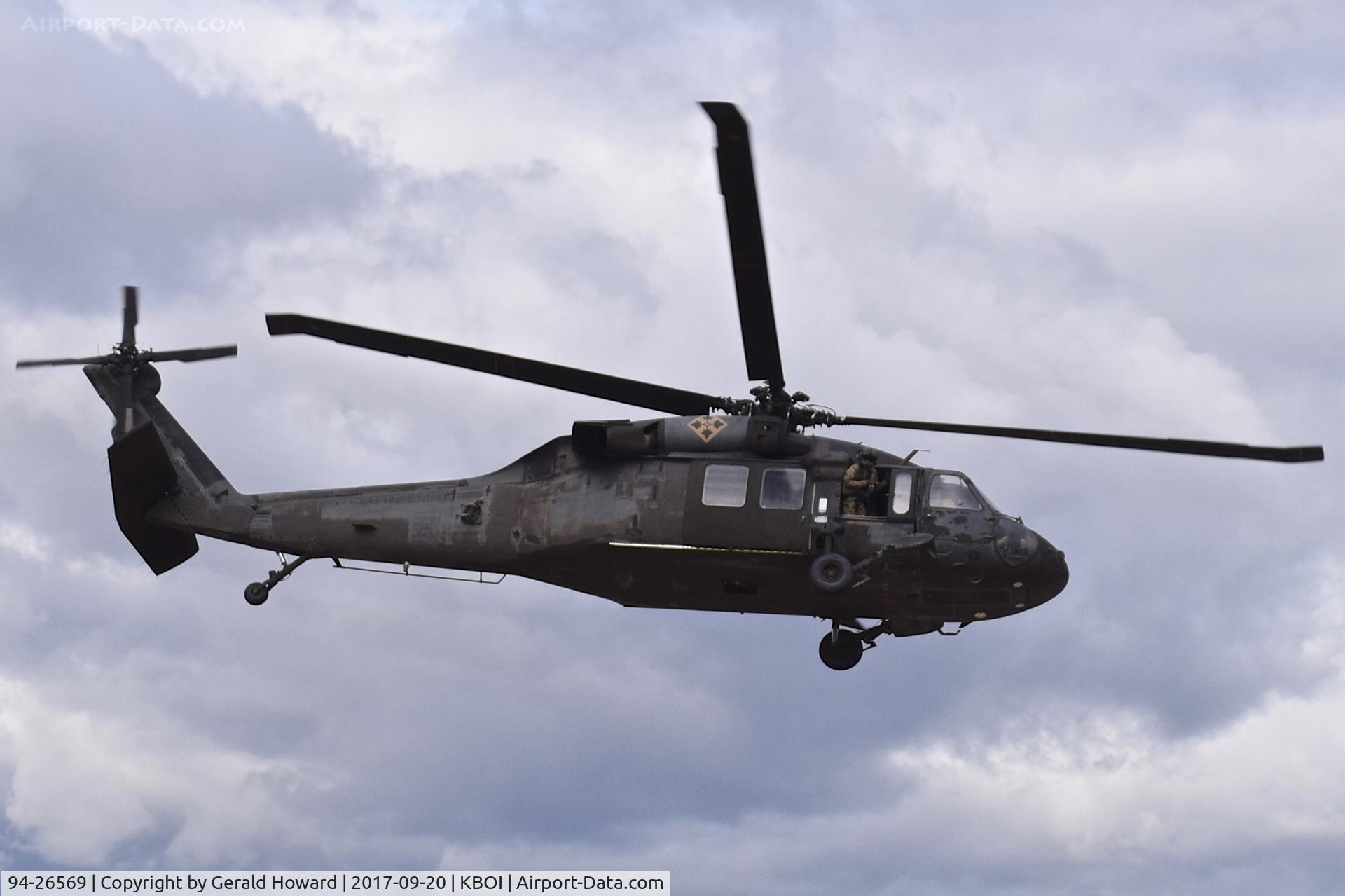 94-26569, 1994 Sikorsky UH-60L Black Hawk C/N 70.2089, Departing BOI.