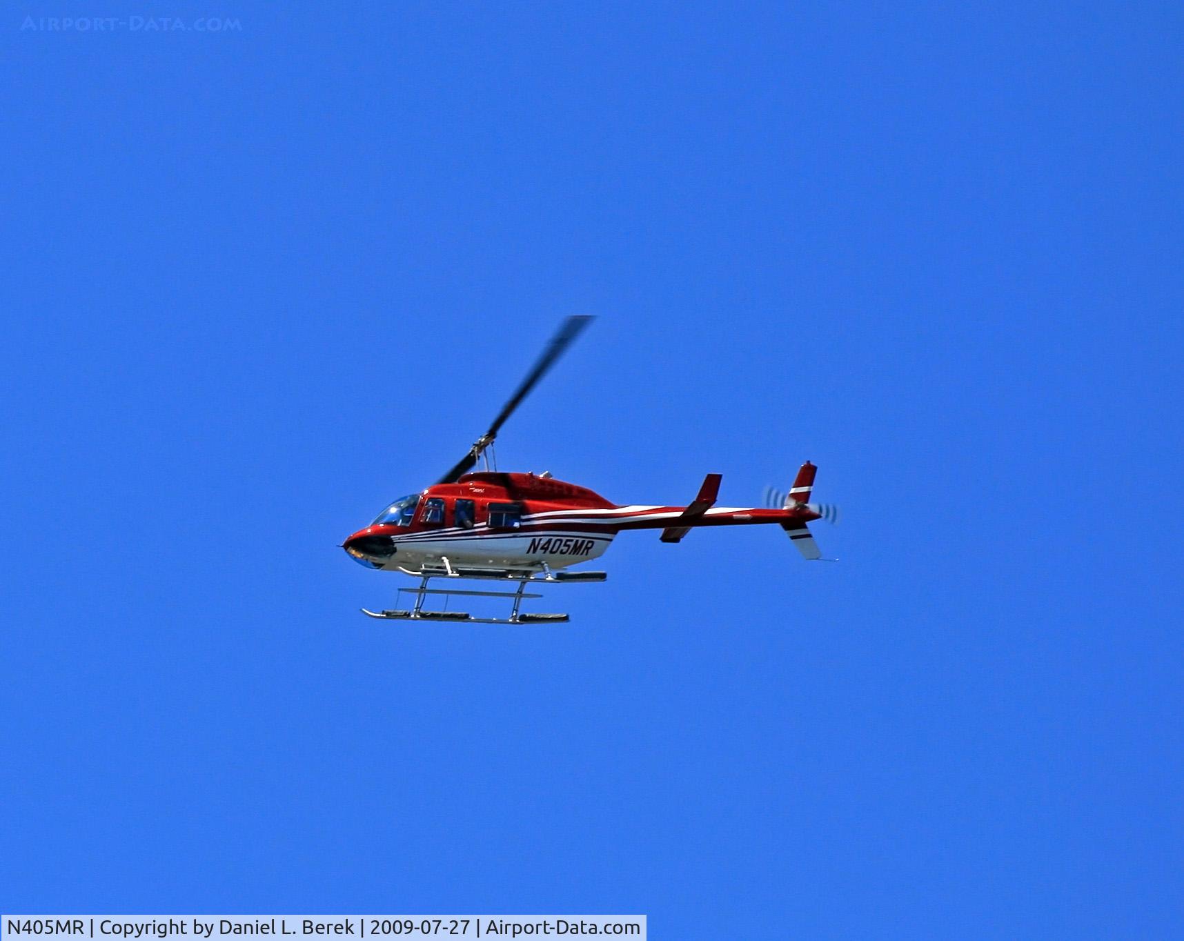 N405MR, 2009 Bell 206L-4 LongRanger C/N 52391, On a sightseeing flight over the Hudson River