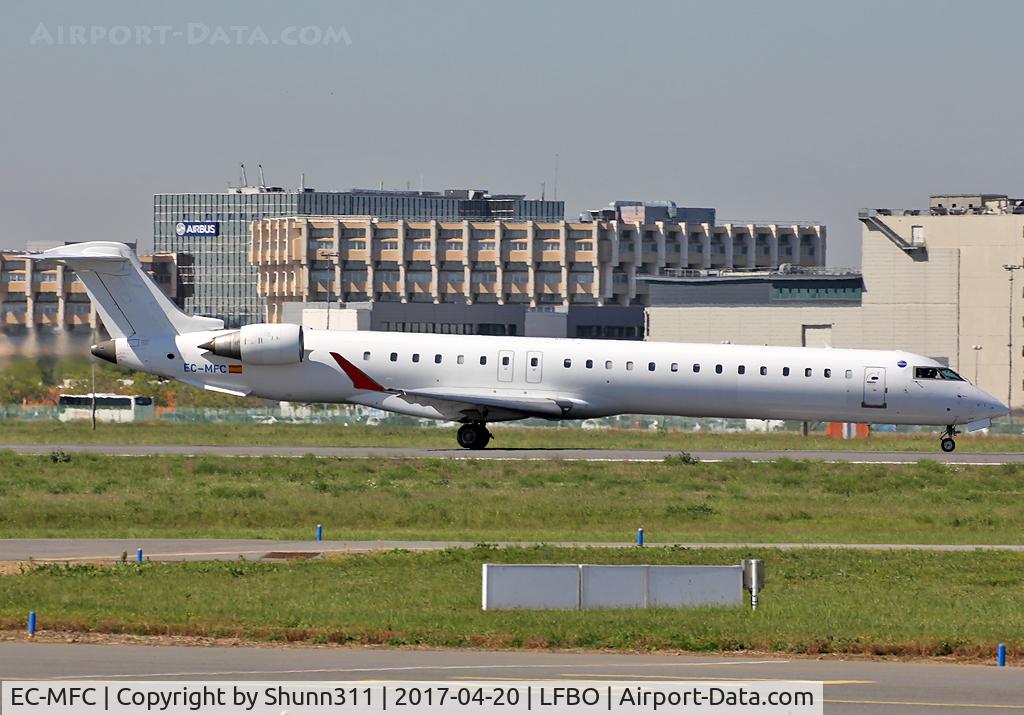 EC-MFC, 2006 Canadair CRJ-900ER (CL-600-2D24) C/N 15065, Ready for take off from rwy 32R