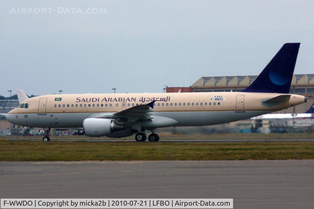 F-WWDO, 2010 Airbus A320-214 C/N 4392, Taxiing
