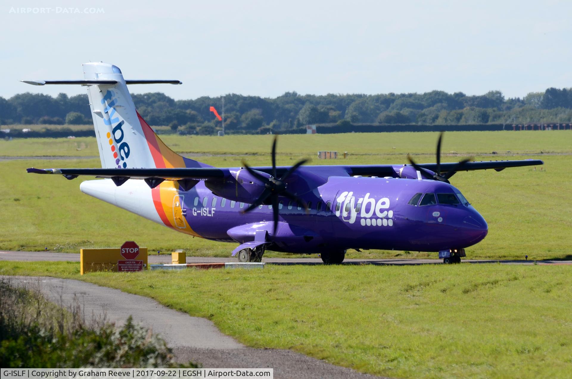 G-ISLF, 1997 ATR 42-500 C/N 546, About to depart from Norwich.