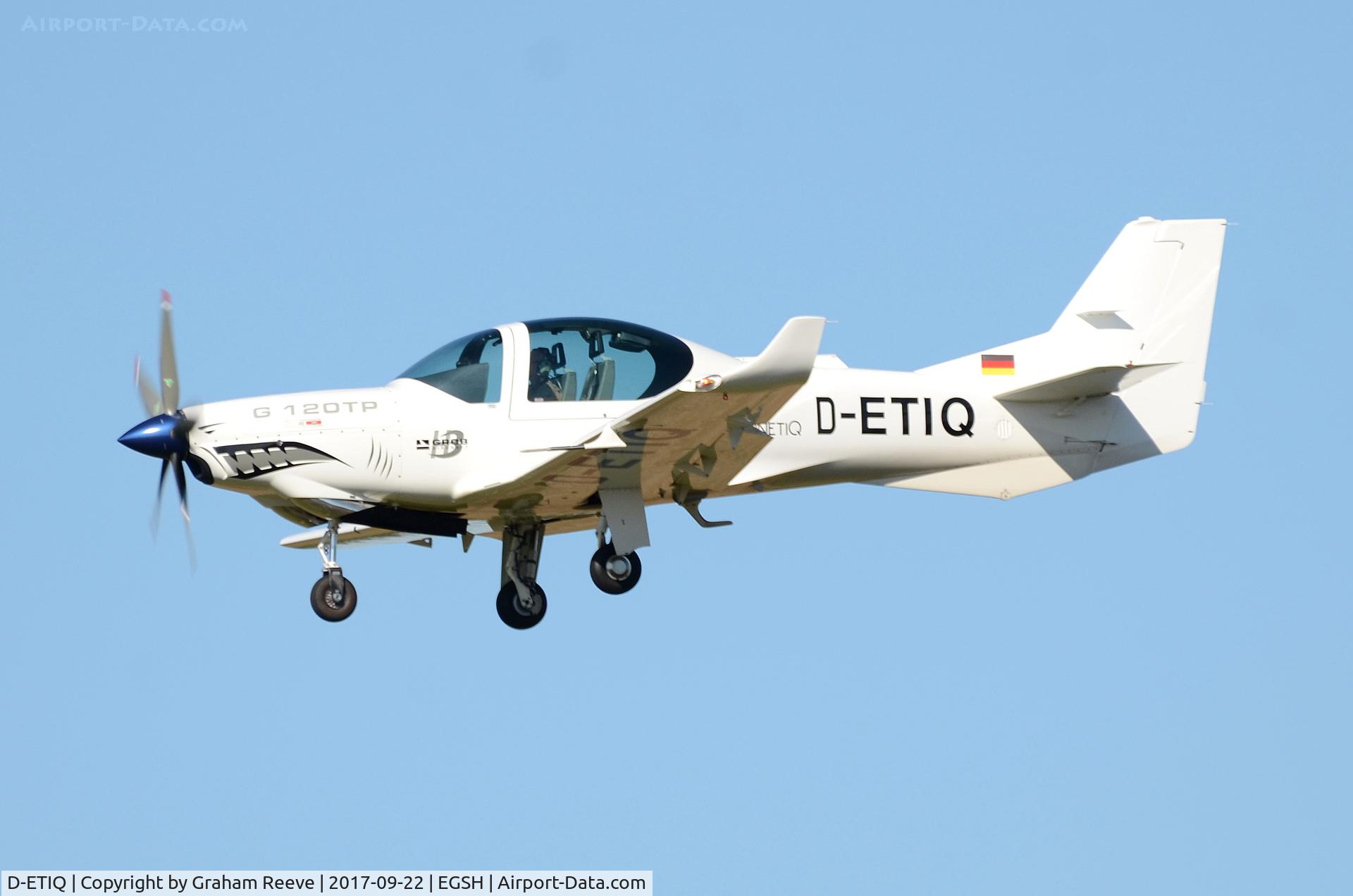 D-ETIQ, Grob G-120TP C/N Not found D-ETIQ, Landing at Norwich.