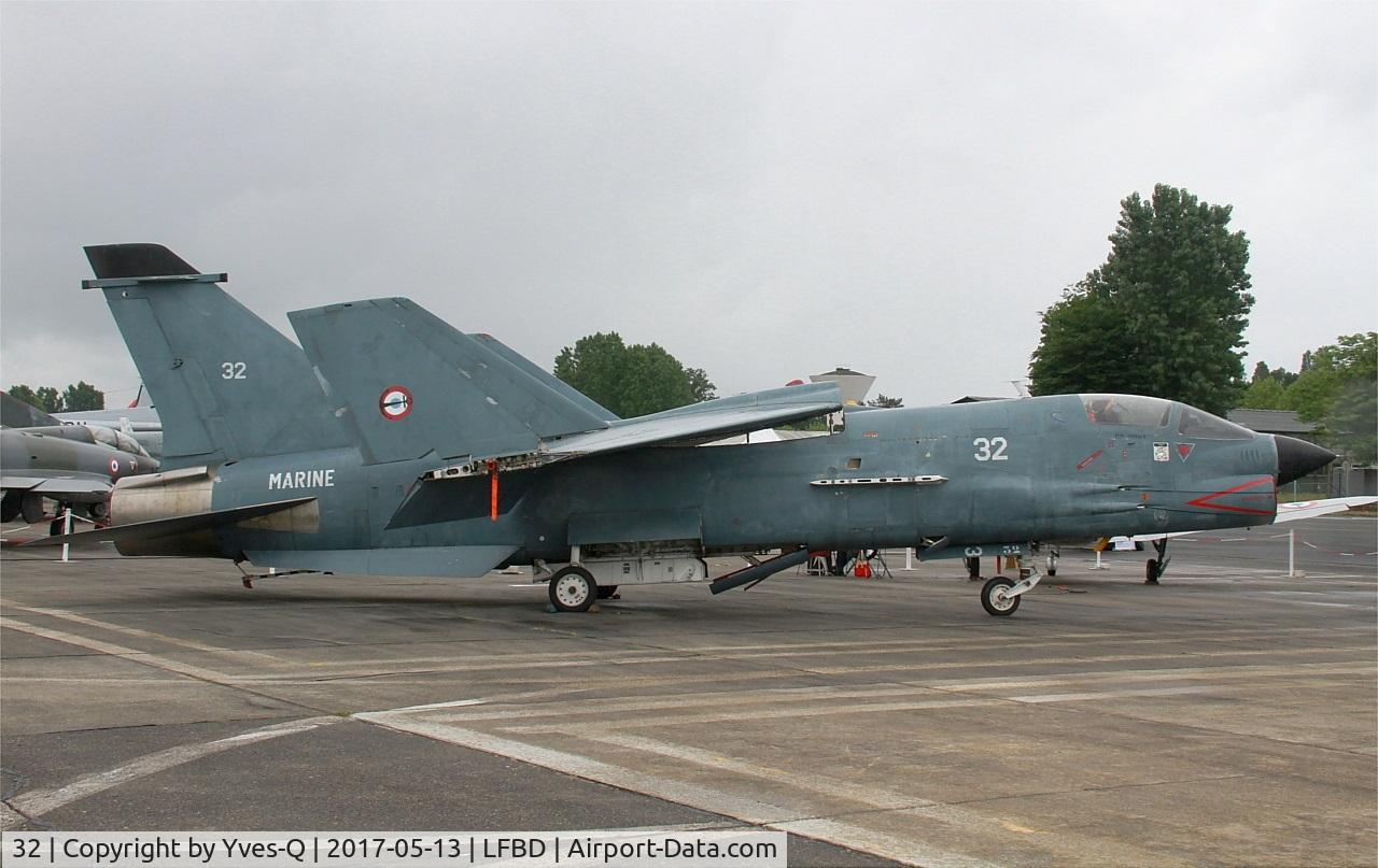 32, Vought F-8E(FN) Crusader C/N 1249, Vought F-8E(FN) Crusader, Preserved  at C.A.E.A museum, Bordeaux-Merignac Air base 106 (LFBD-BOD)