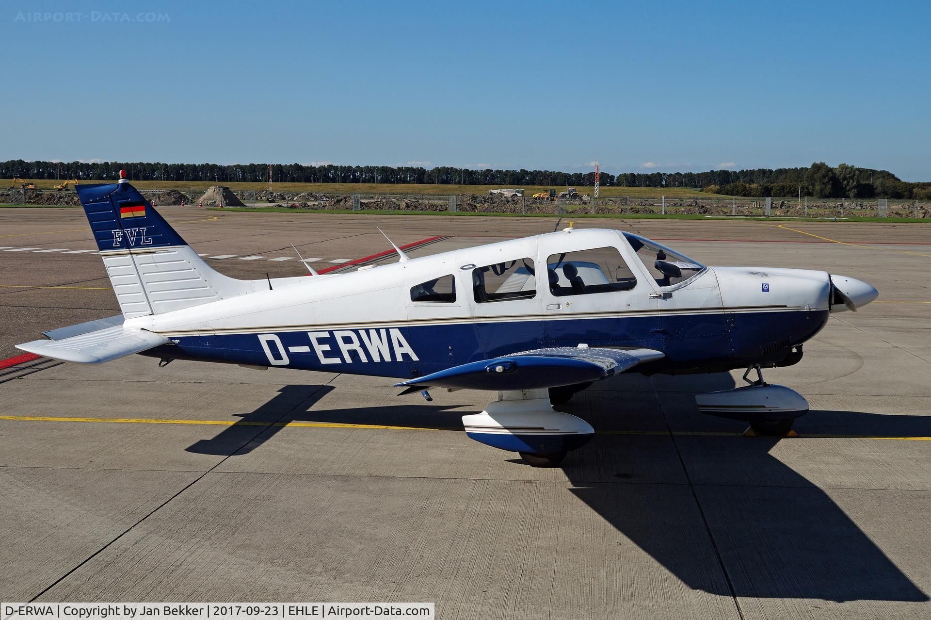 D-ERWA, Piper PA-28-181 Archer II C/N 28-8590078, Lelystad Airport