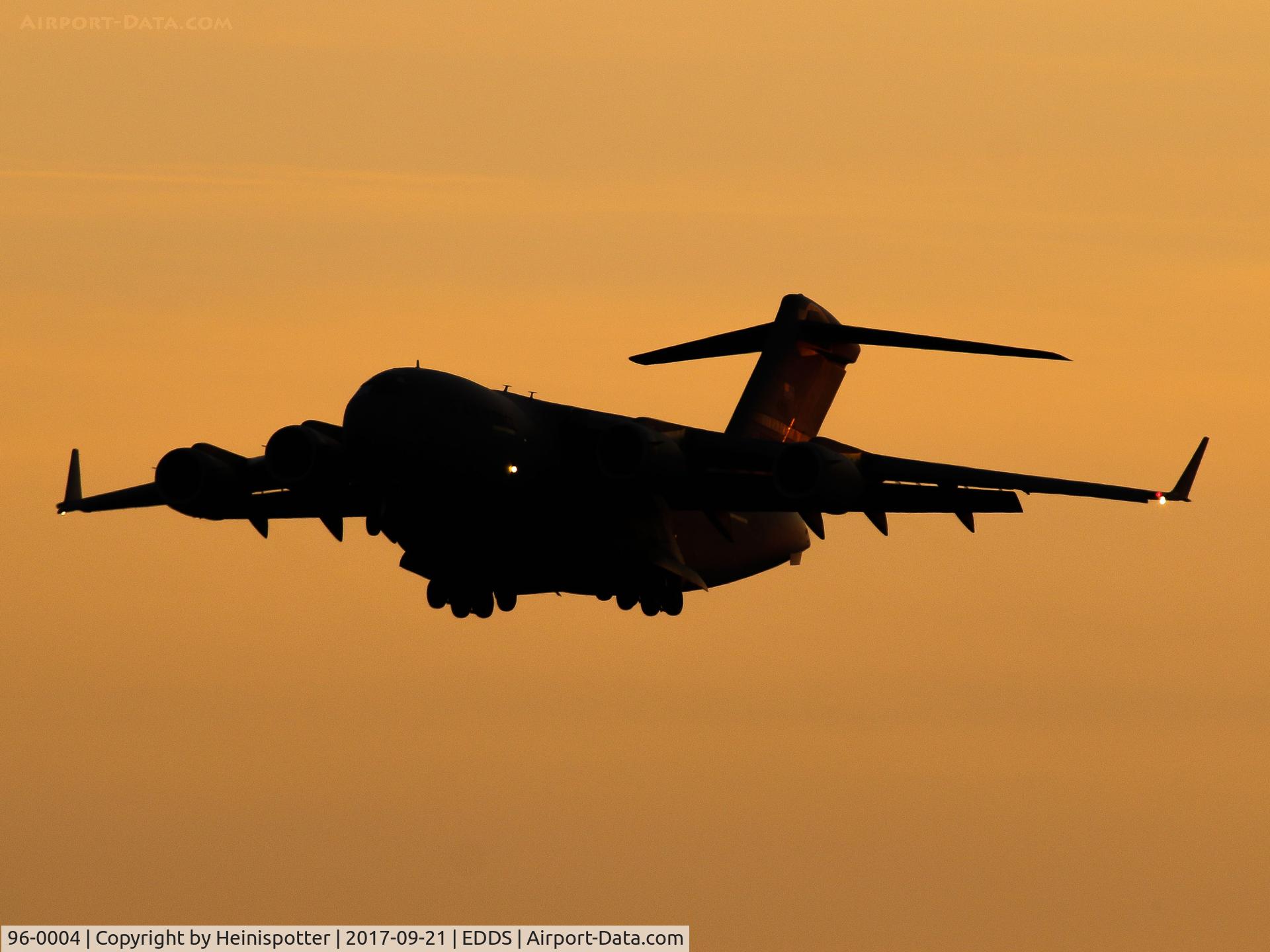 96-0004, 1996 McDonnell Douglas C-17A Globemaster III C/N P-36, 96-0004 at Stuttgart Airport.