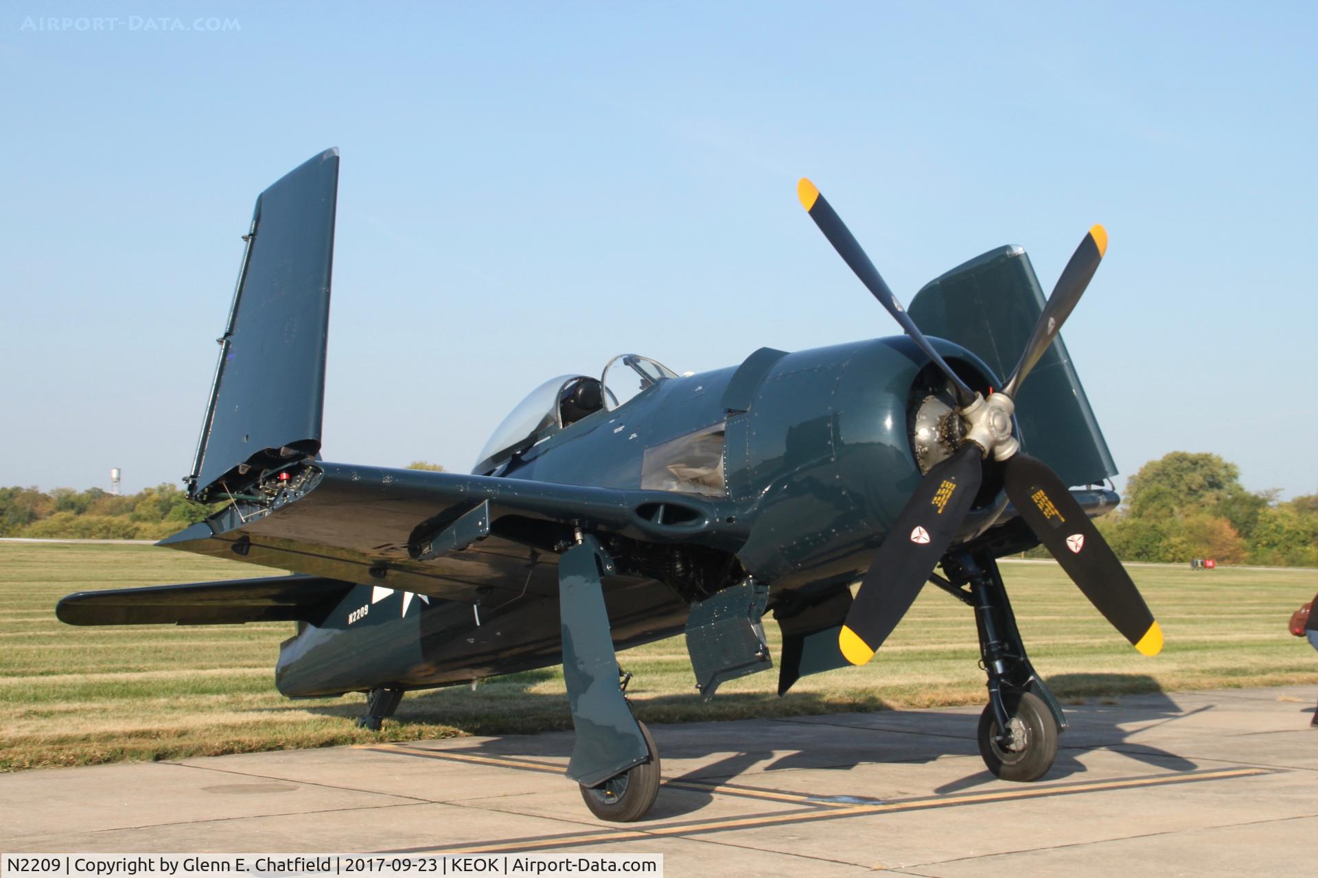 N2209, 1945 Grumman F8F-1B Bearcat C/N 122095, At the L-Bird Fly-In