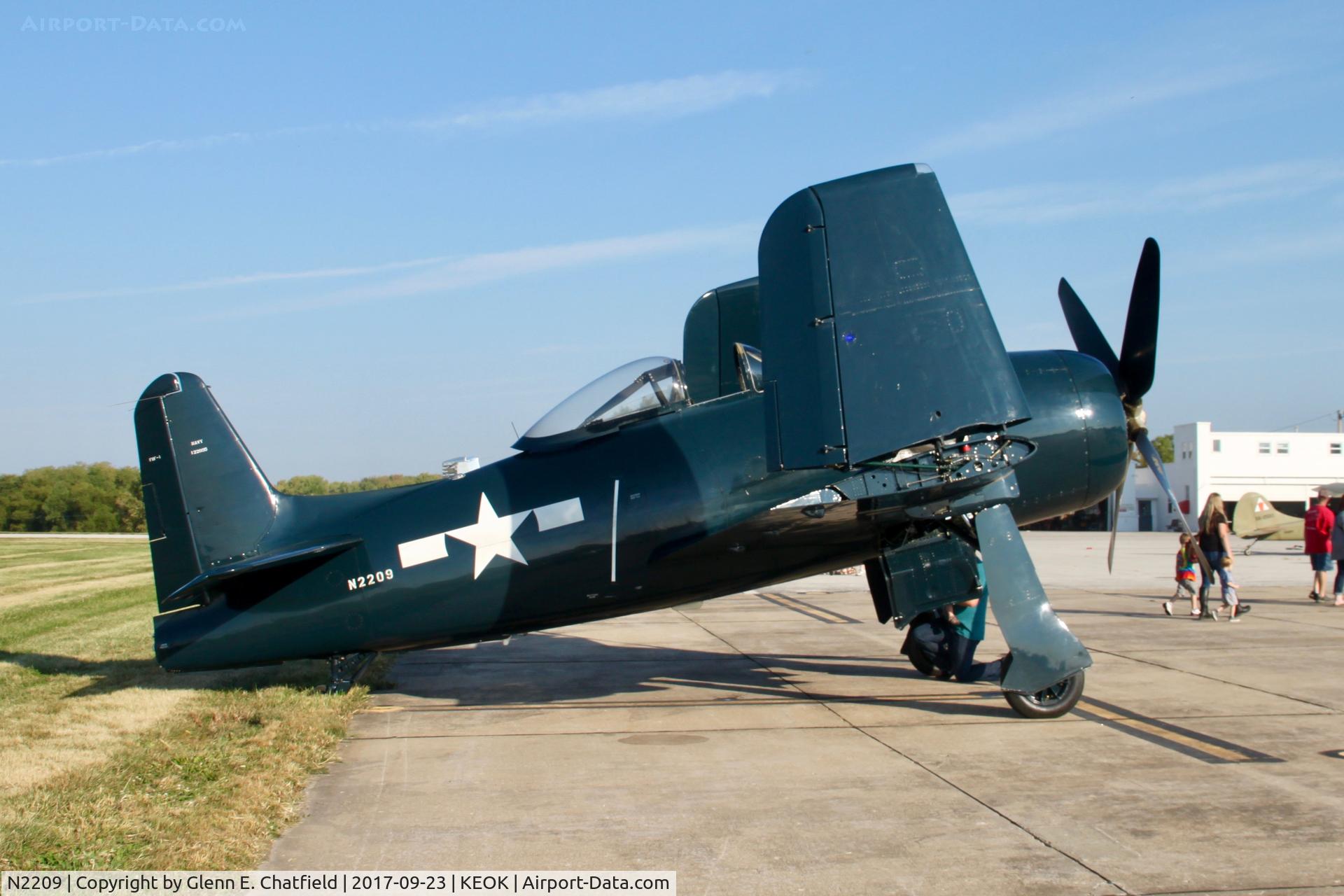 N2209, 1945 Grumman F8F-1B Bearcat C/N 122095, At the L-Bird Fly-In
