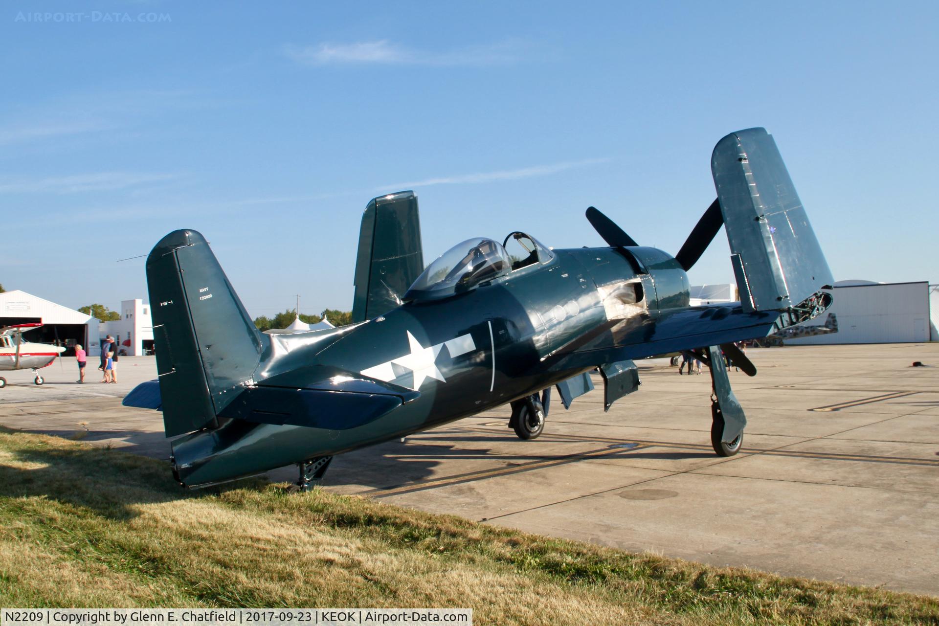 N2209, 1945 Grumman F8F-1B Bearcat C/N 122095, At the L-Bird Fly-In