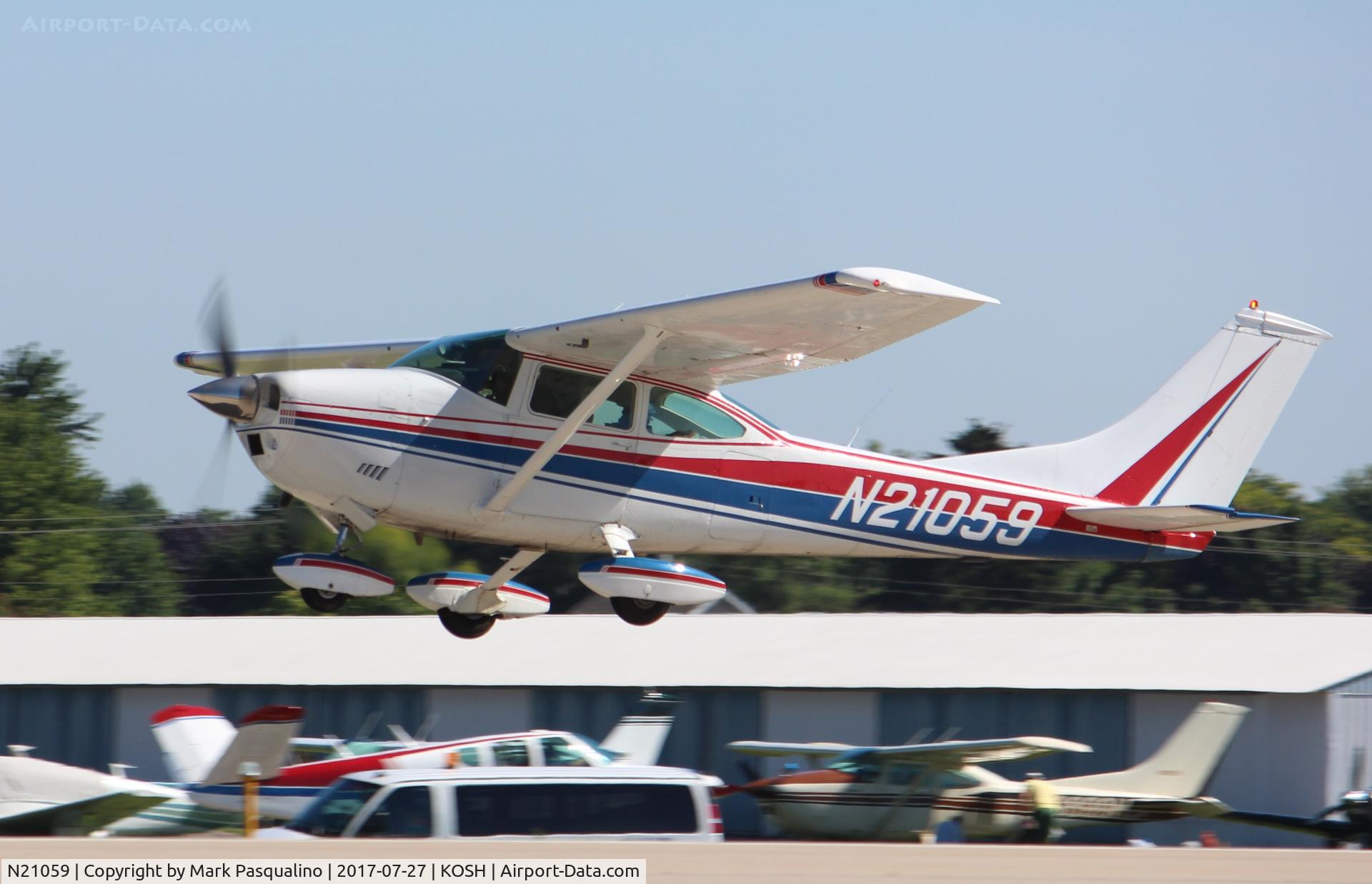 N21059, 1972 Cessna 182P Skylane C/N 18261388, Cessna 182P