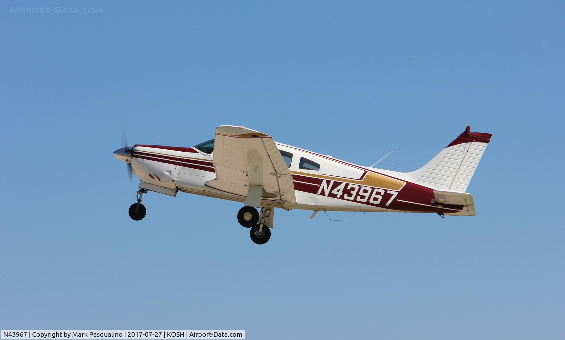 N43967, 1977 Piper PA-28R-201 Cherokee Arrow III C/N 28R-7737140, Piper PA-28R-201