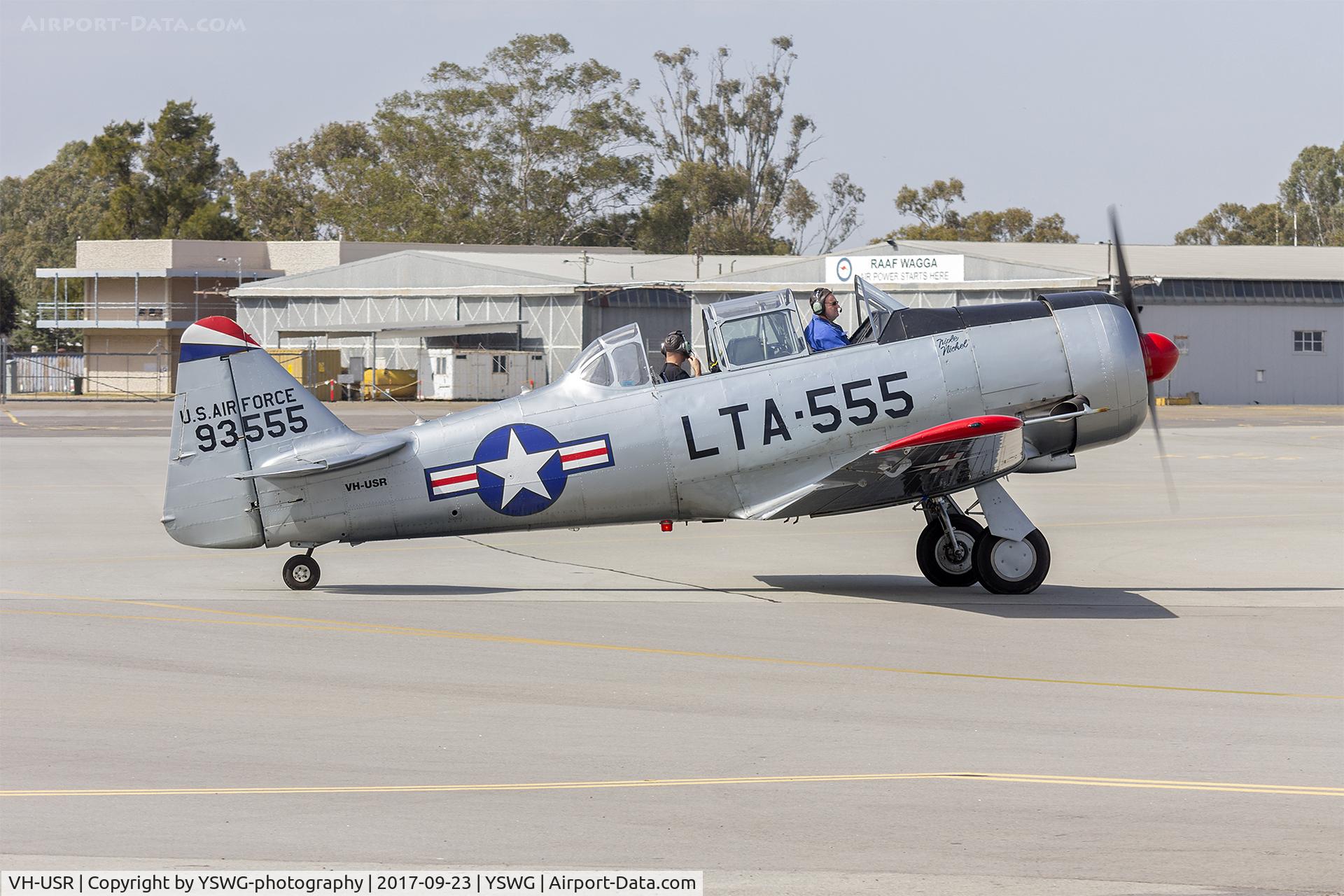 VH-USR, 1953 North American T-6 Harvard Mk IV C/N 53833, North American T-6 Harvard Mk. IV (VH-USR) taxiing at Wagga Wagga Airport.