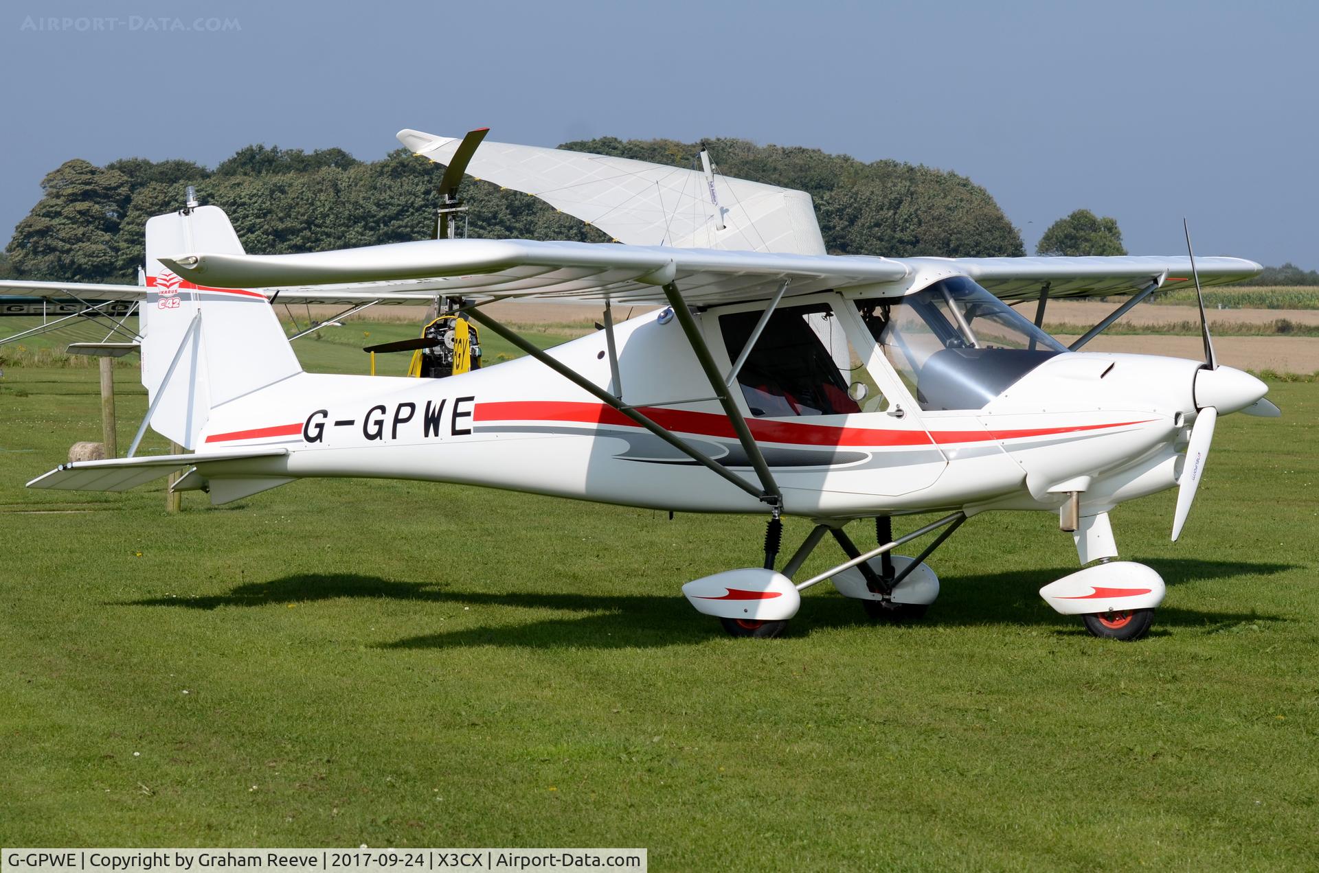 G-GPWE, 2016 Comco Ikarus C42 FB100 Bravo C/N 1606-7458, Parked at Northrepps.
