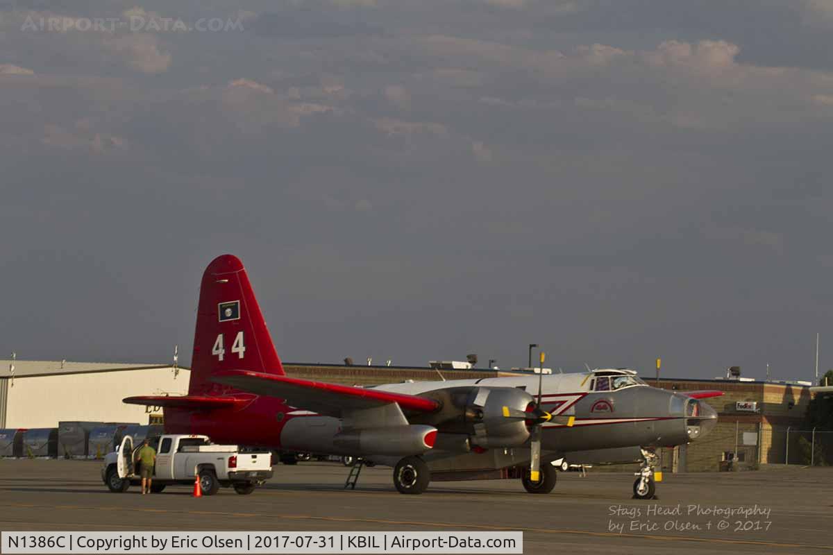 N1386C, 1954 Lockheed P2V-5 Neptune C/N 426-5268, Lockheed P2V-5 Neptune at the Billings. MT airport during a very busy fire season. This was it's last year of service.