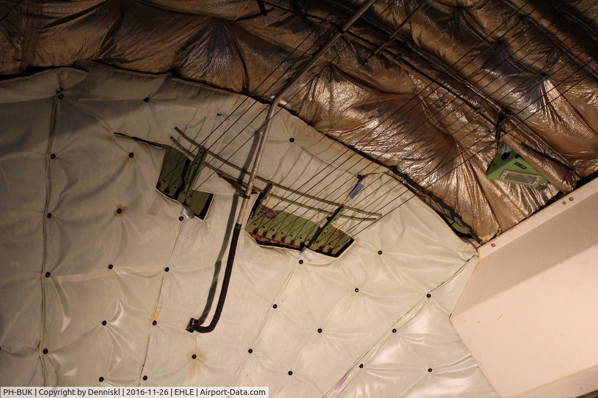 PH-BUK, 1978 Boeing 747-206B (SUD) C/N 21549, Cargo-hold