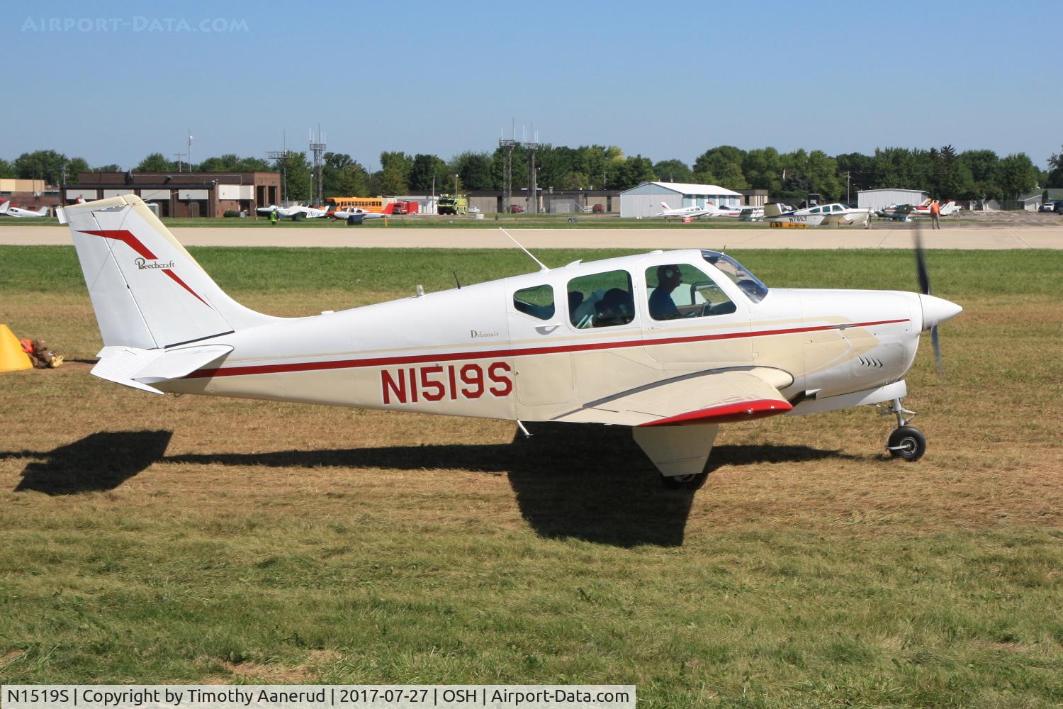 N1519S, 1962 Beech 35-B33 Debonair C/N CD-498, 1962 Beech 35-B33, c/n: CD-498
