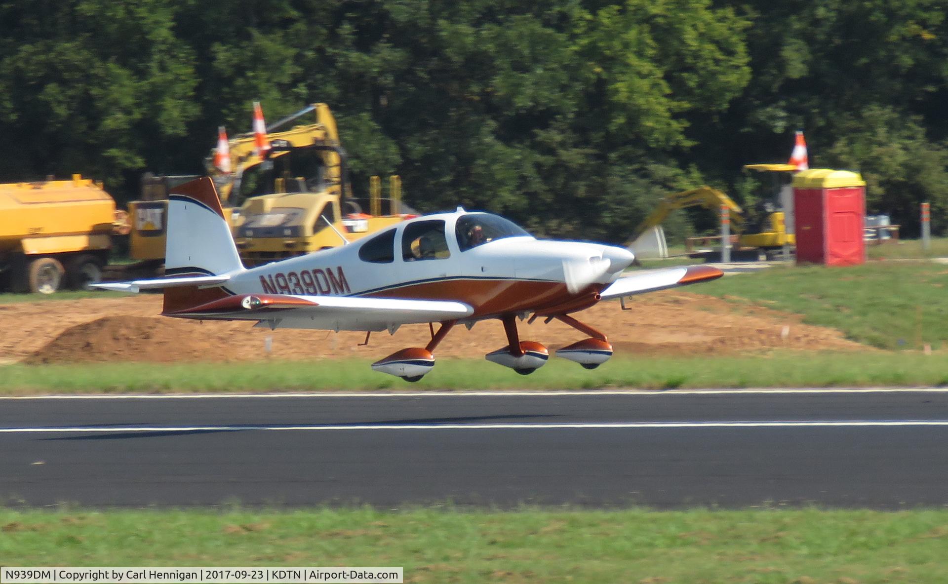 N939DM, 2007 Vans RV-10 C/N 40239, Landing runway 14 at Shreveport Downtown Airport