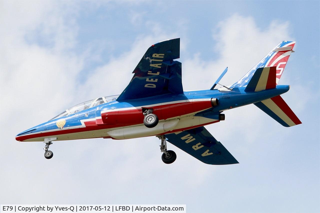 E79, Dassault-Dornier Alpha Jet E C/N E79, Dassault-Dornier Alpha Jet E (F-TENA), Athos 5 of Patrouille de France 2017, On final rwy 23, Bordeaux-Mérignac Air Base 106 (LFBD-BOD) open day 2017