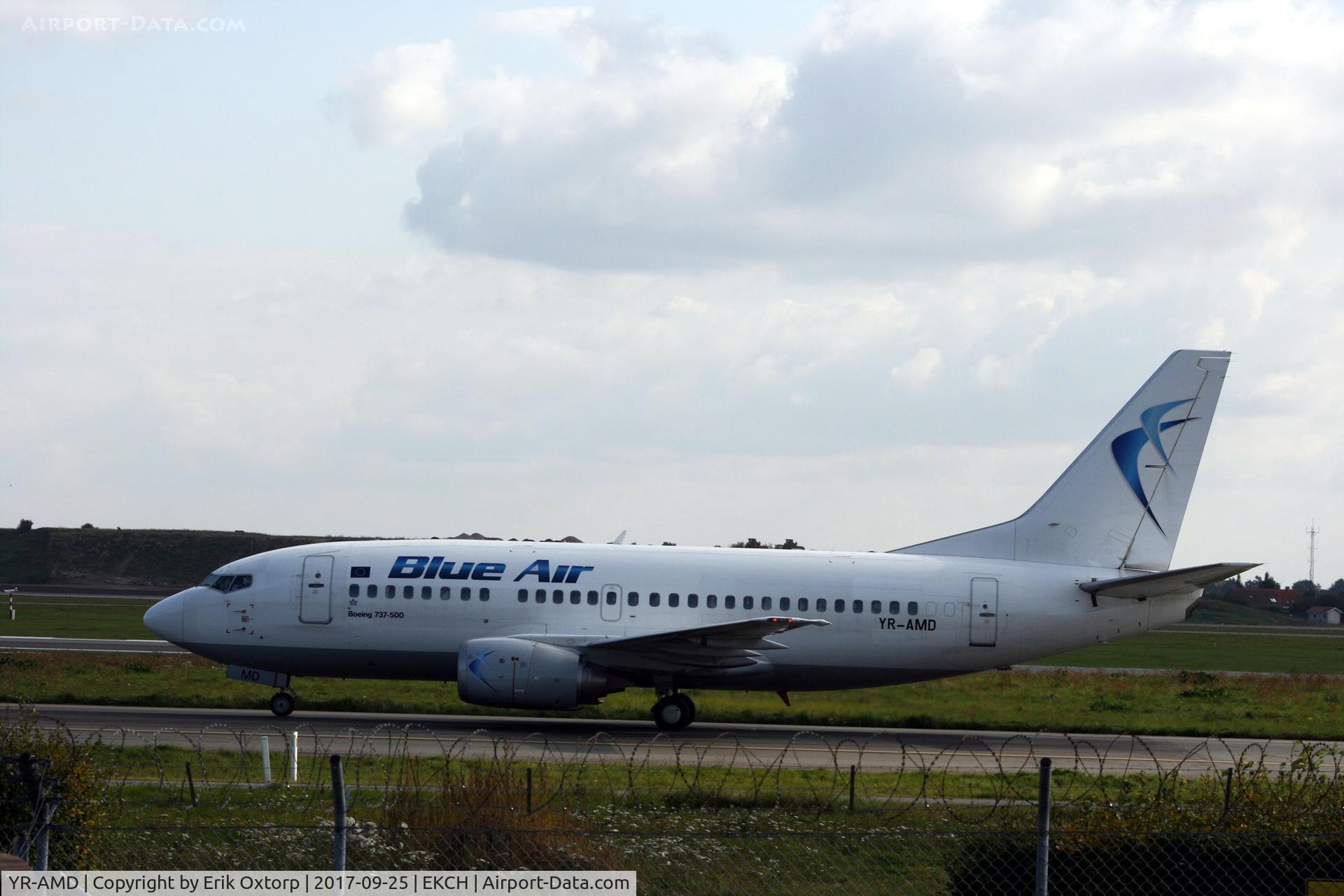YR-AMD, 1991 Boeing 737-530 C/N 25271, YR-AMD landed rw 04L