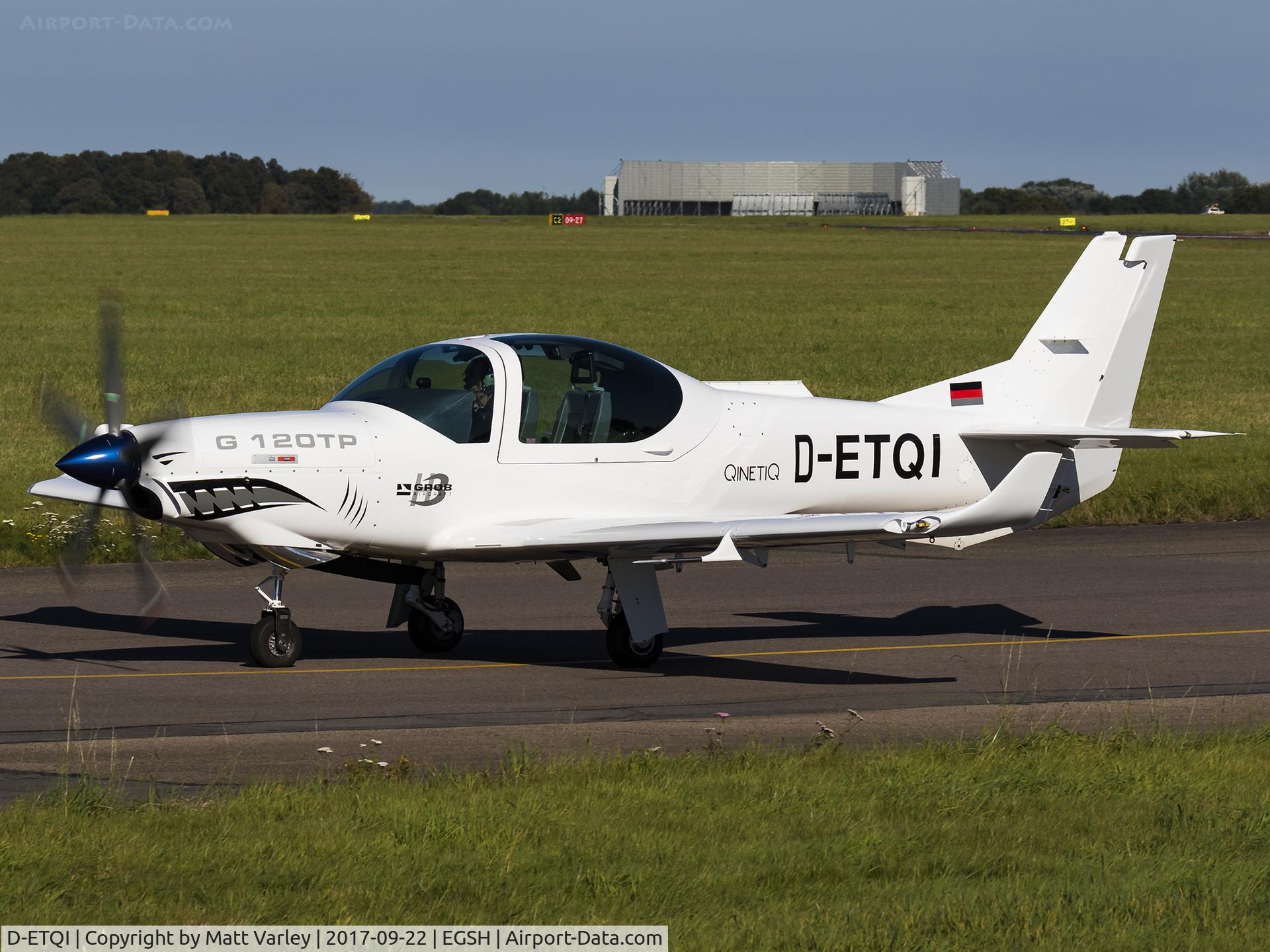 D-ETQI, Grob G-120TP C/N Not found G-ETQI, Taxiing
