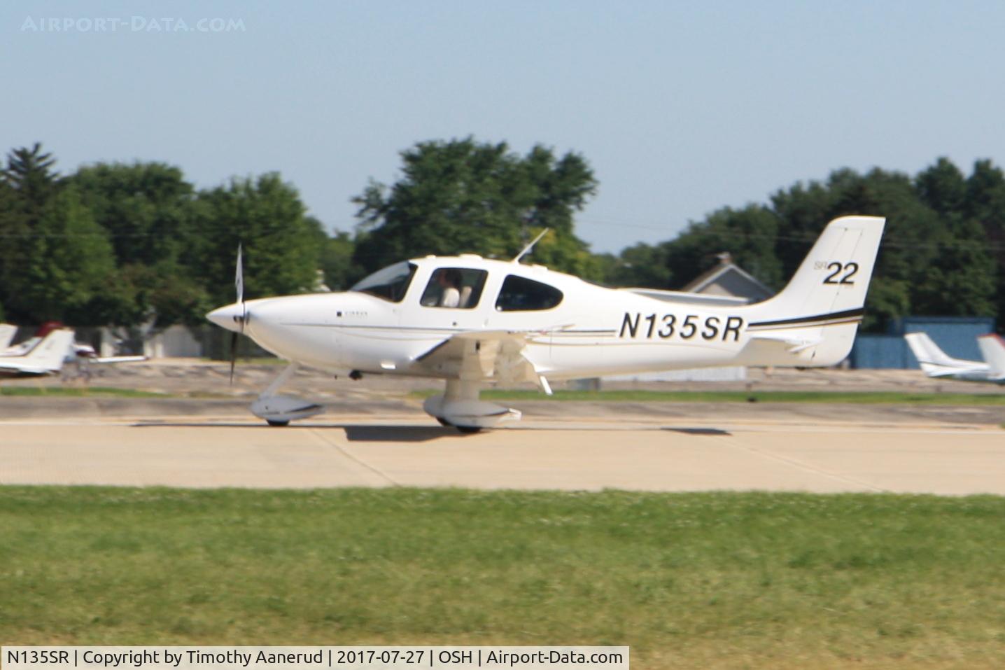 N135SR, 2006 Cirrus SR22 G2 C/N 1898, 2006 Cirrus SR22 G2, c/n: 1898